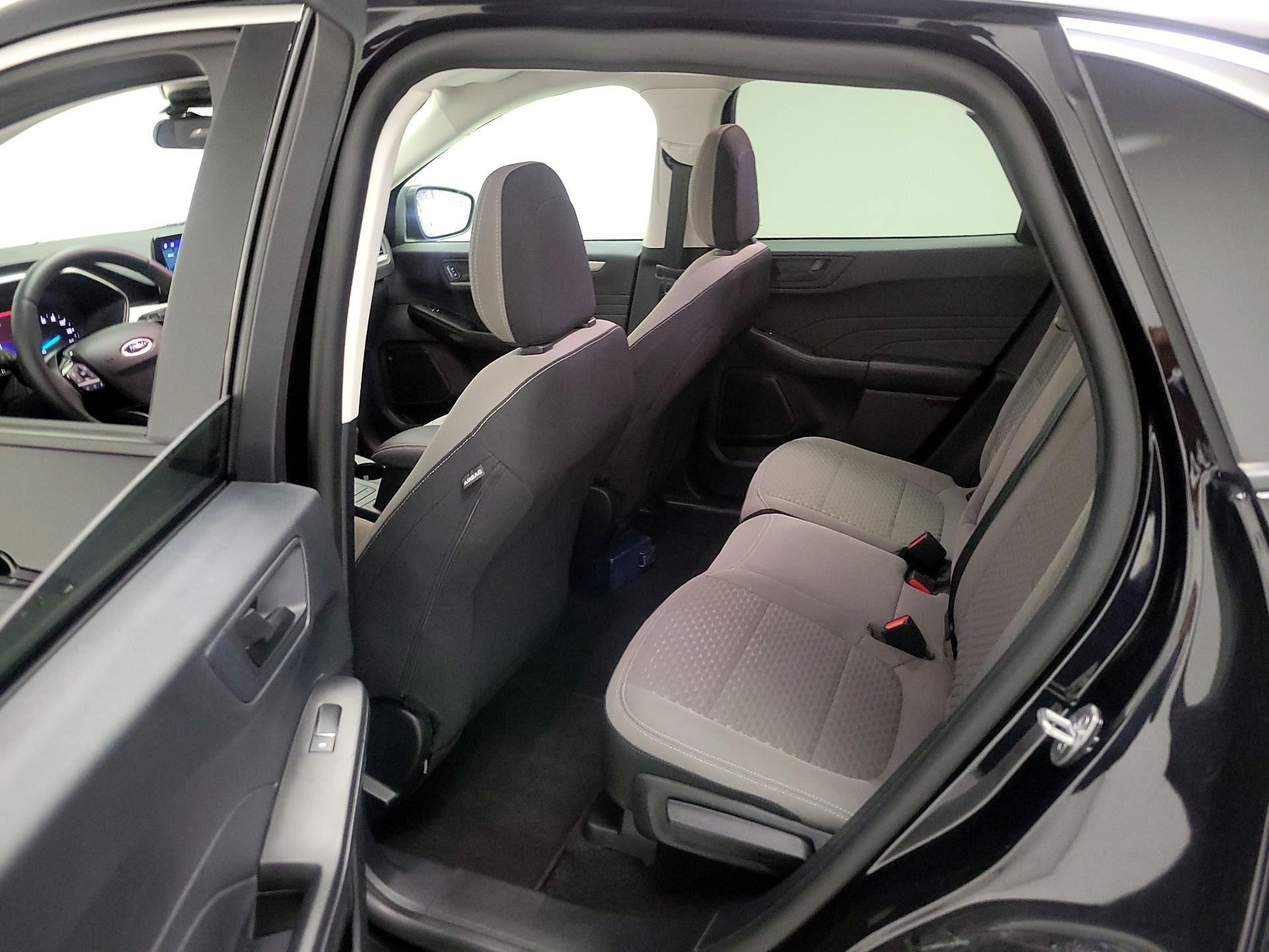 Thumbnail: 2022 Ford Escape - 20