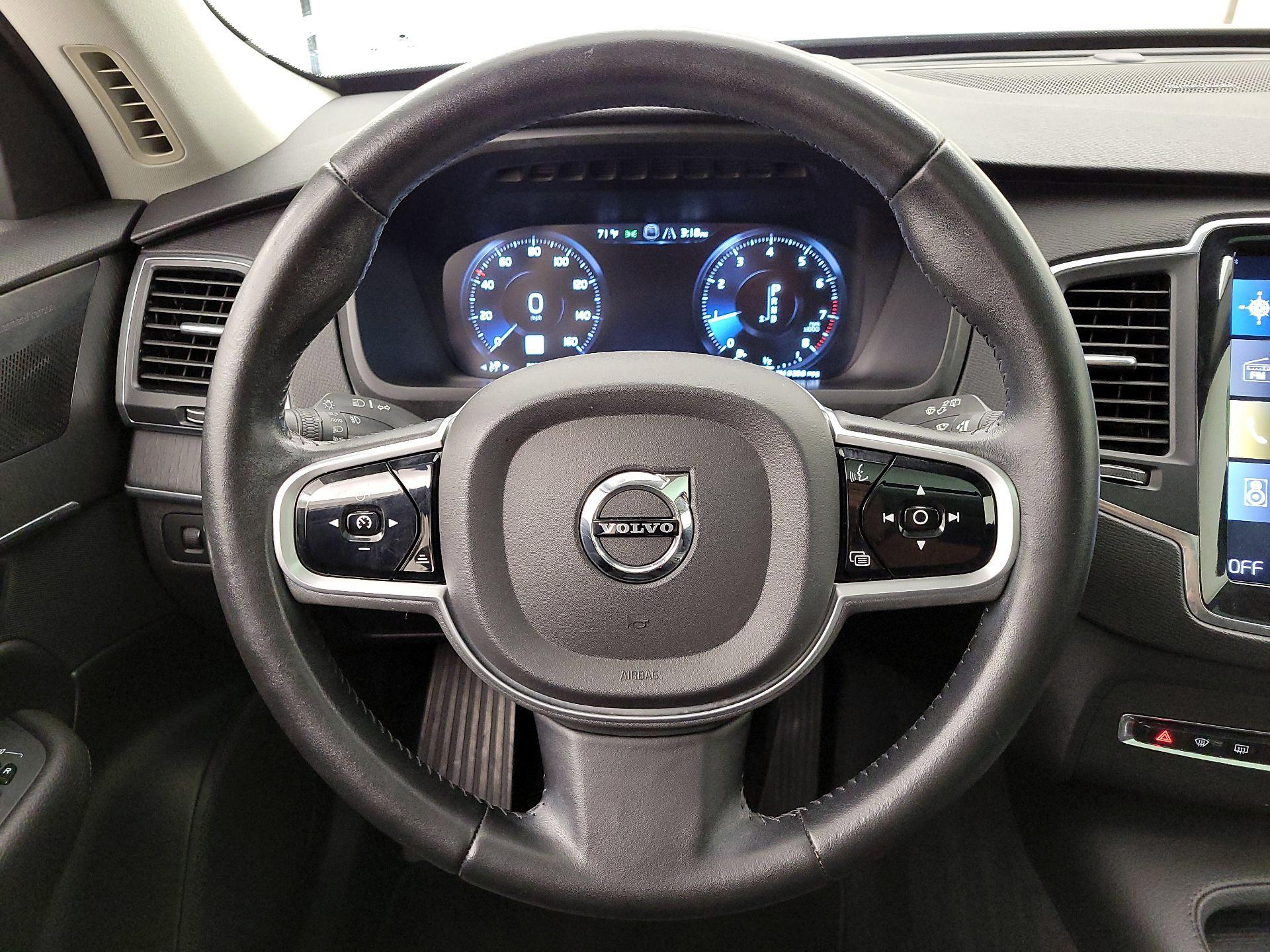Thumbnail: 2020 Volvo XC90 - 10