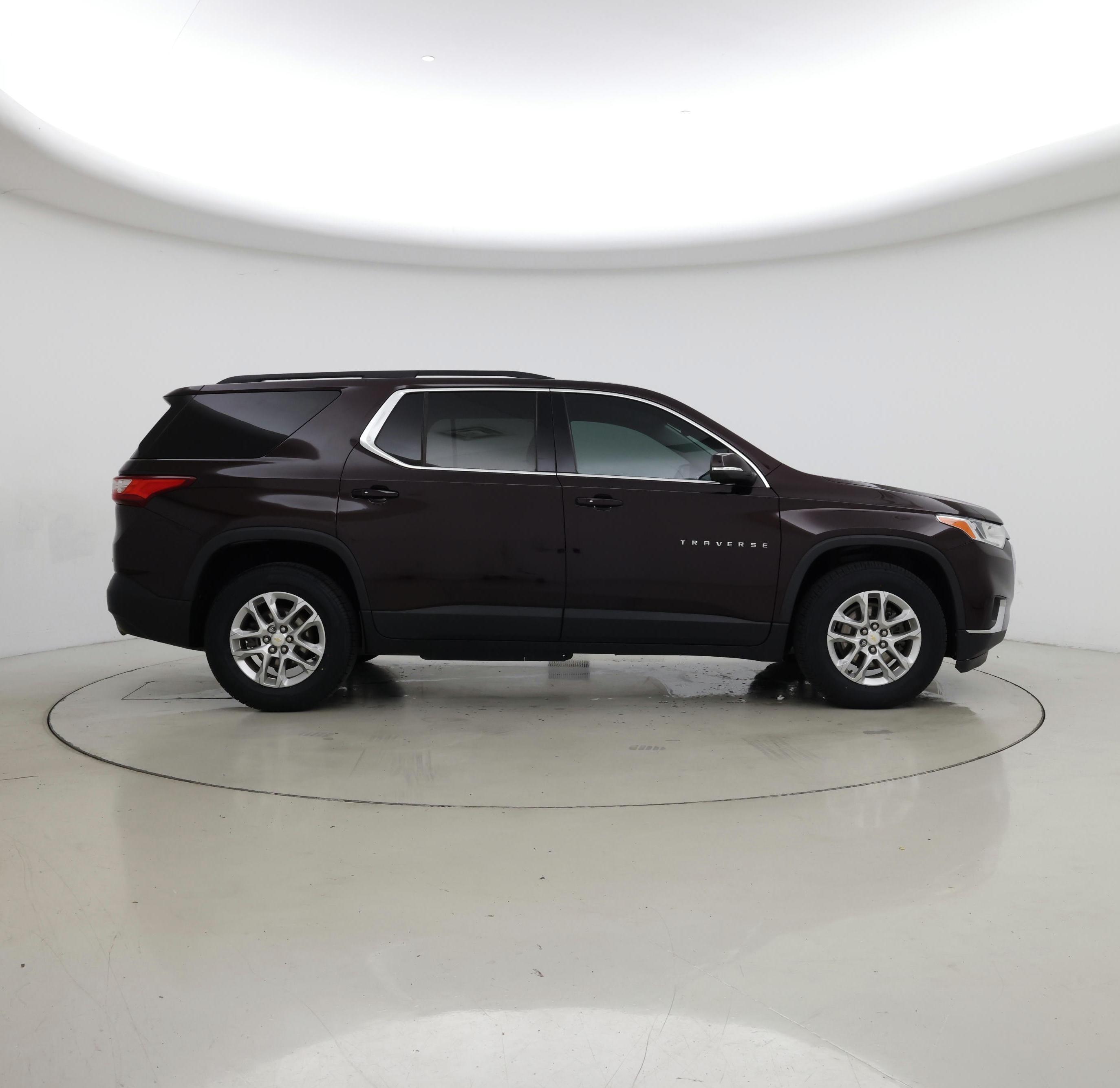 Thumbnail: 2021 Chevrolet Traverse - 7