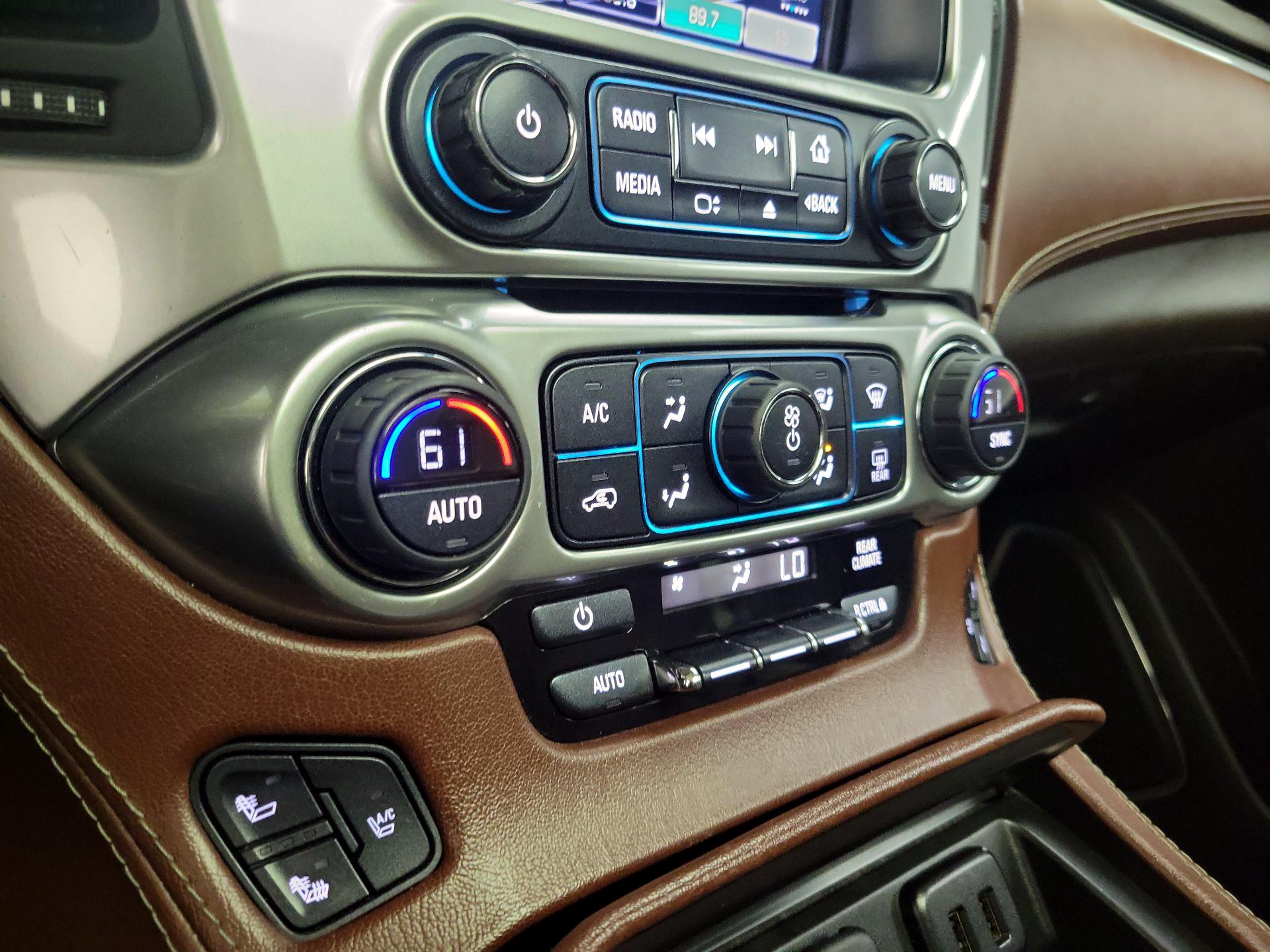 Thumbnail: 2016 Chevrolet Tahoe - 16