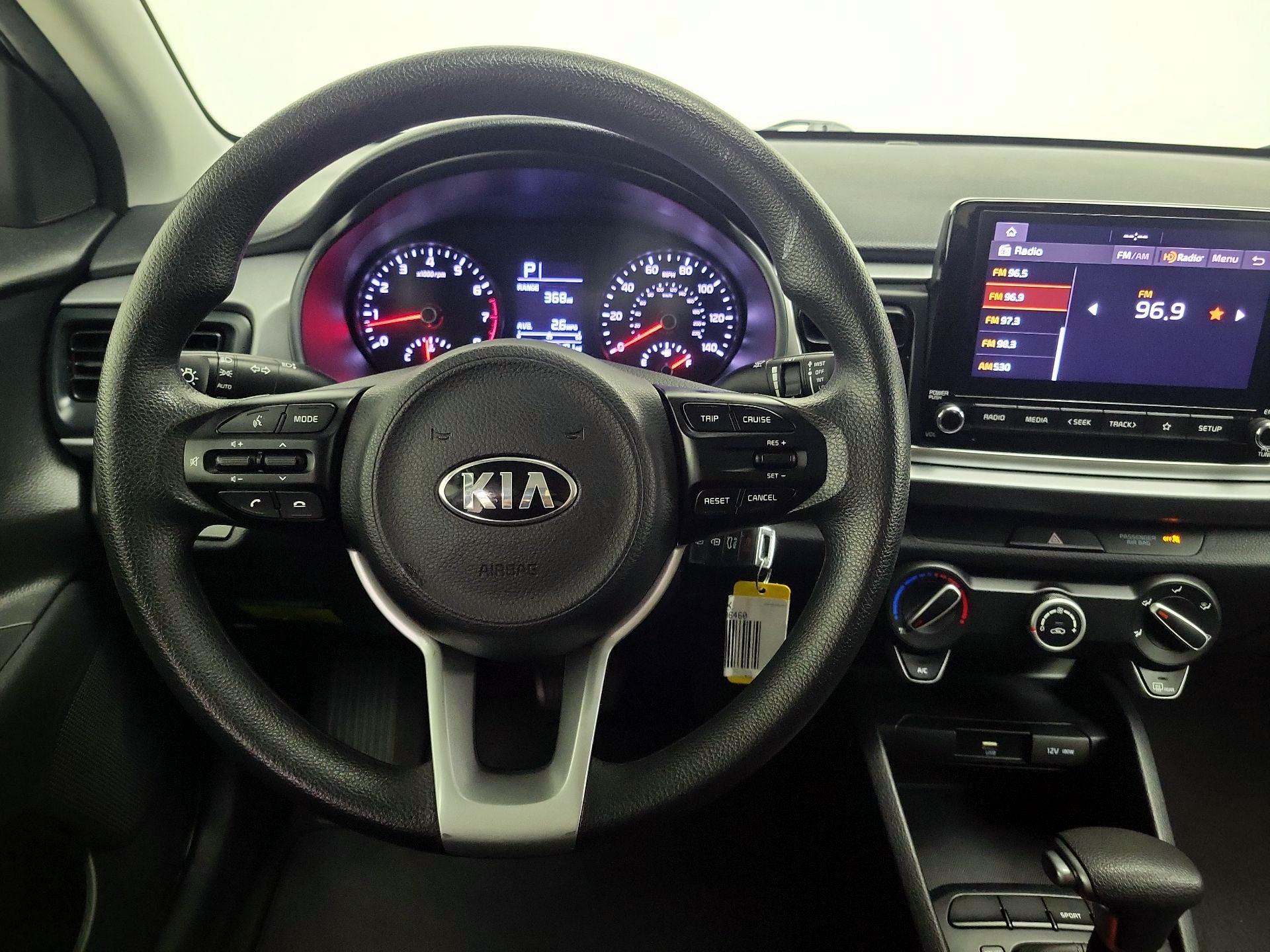 Thumbnail: 2023 Kia Rio - 10