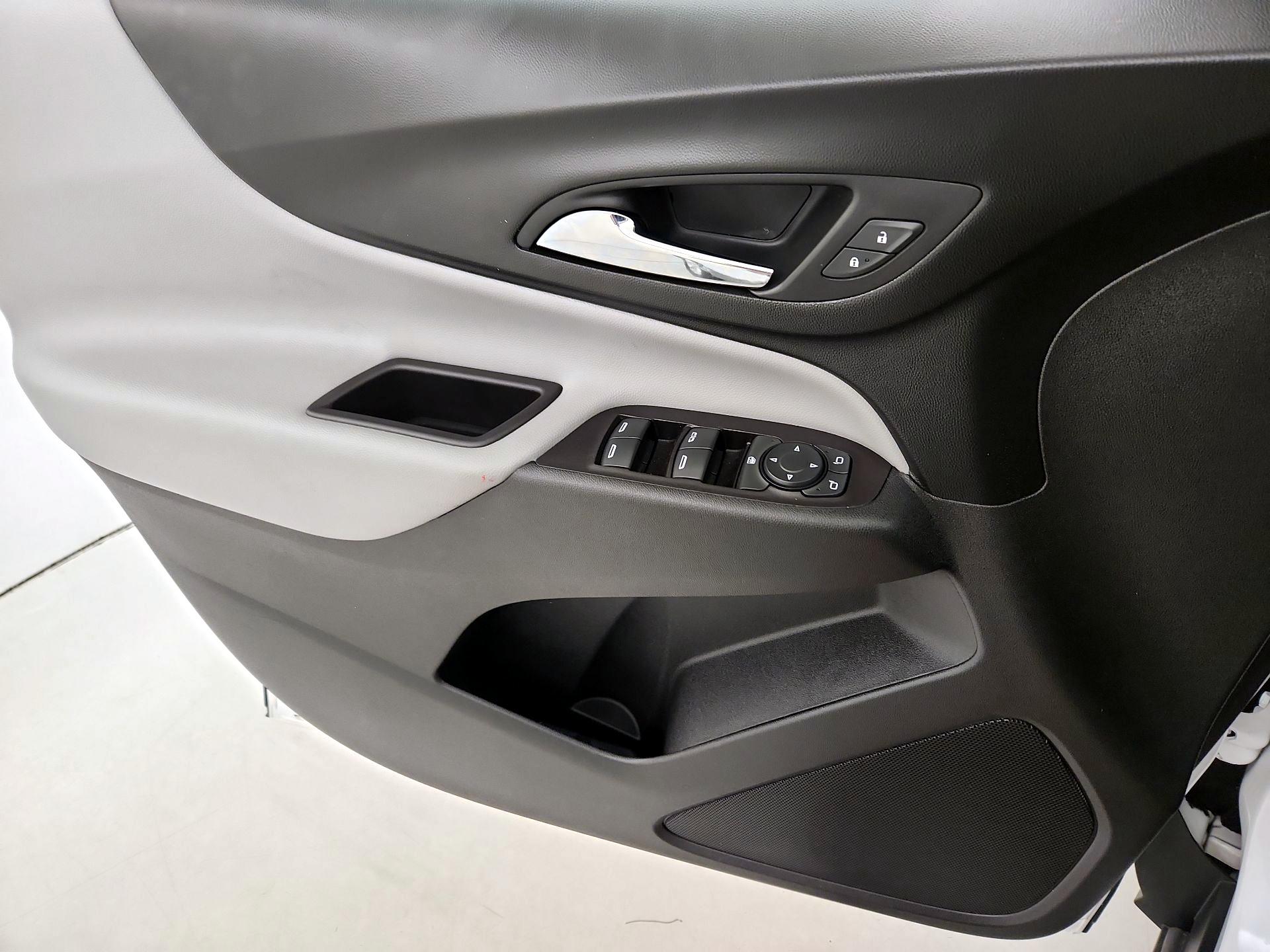Thumbnail: 2020 Chevrolet Equinox - 12