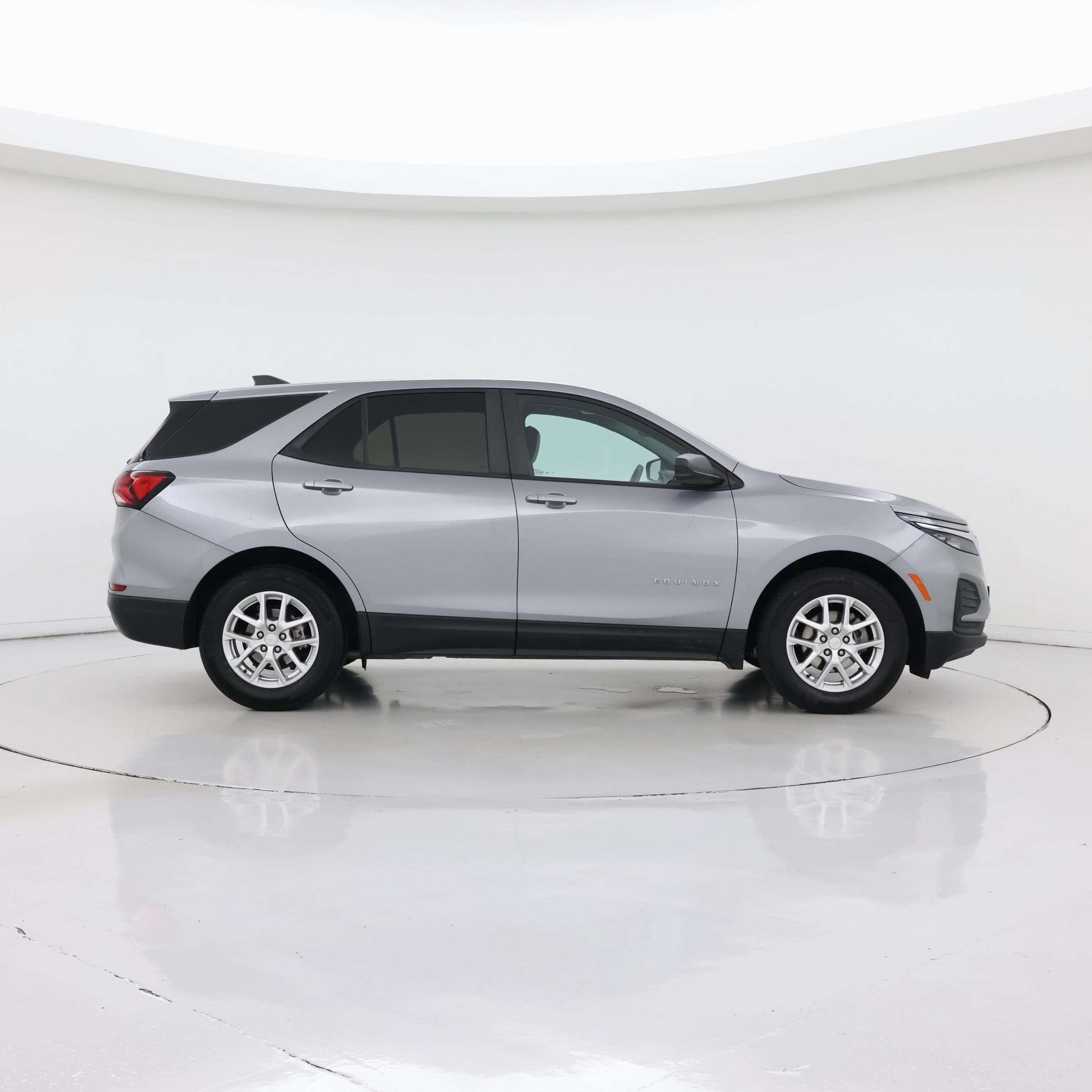 Thumbnail: 2023 Chevrolet Equinox - 7