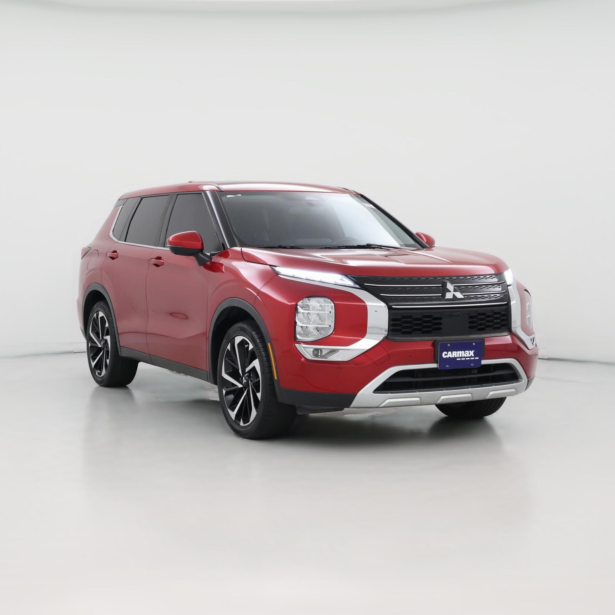 Thumbnail: 2022 Mitsubishi Outlander - 1