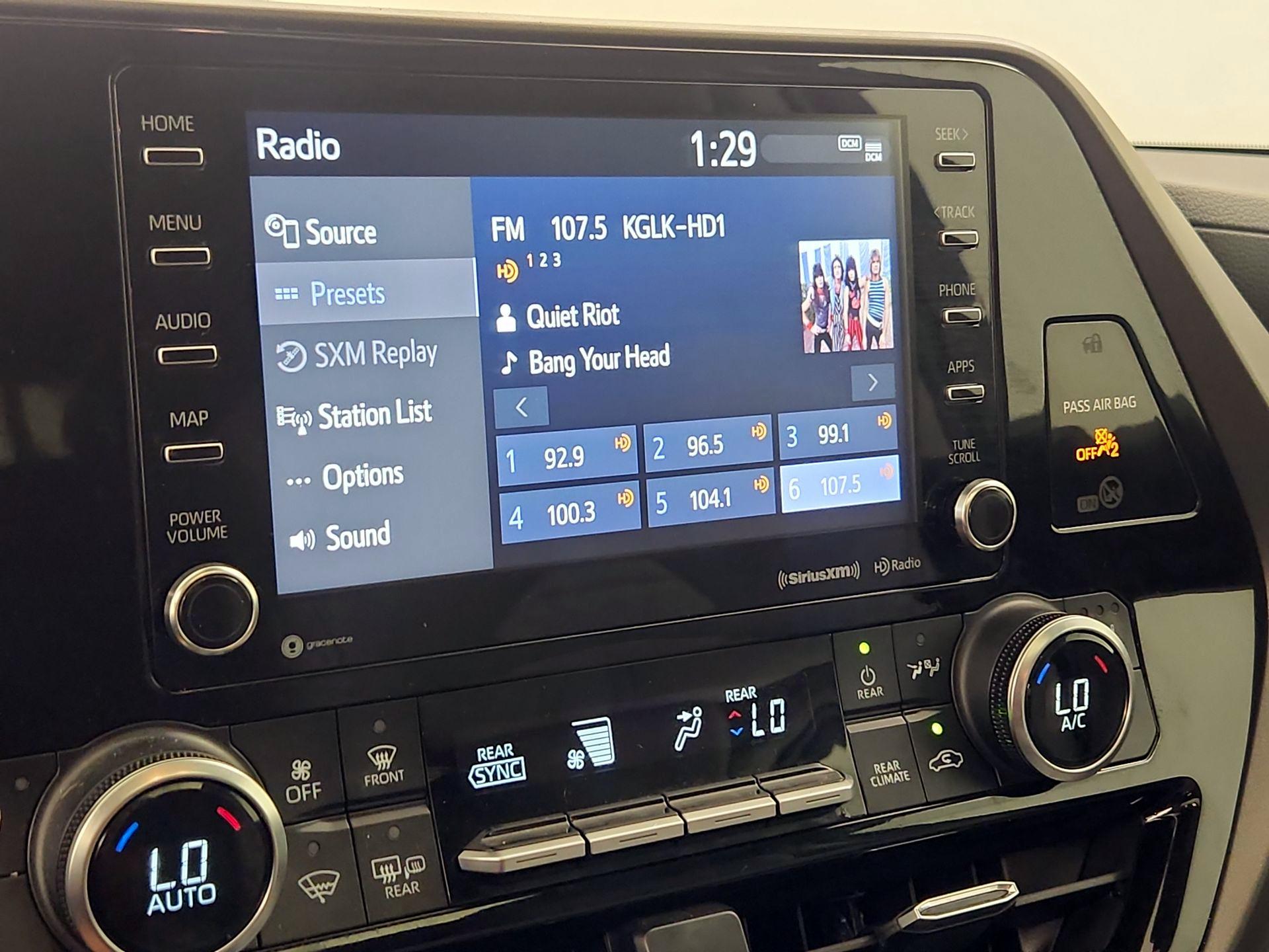 Thumbnail: 2021 Toyota Highlander - 15