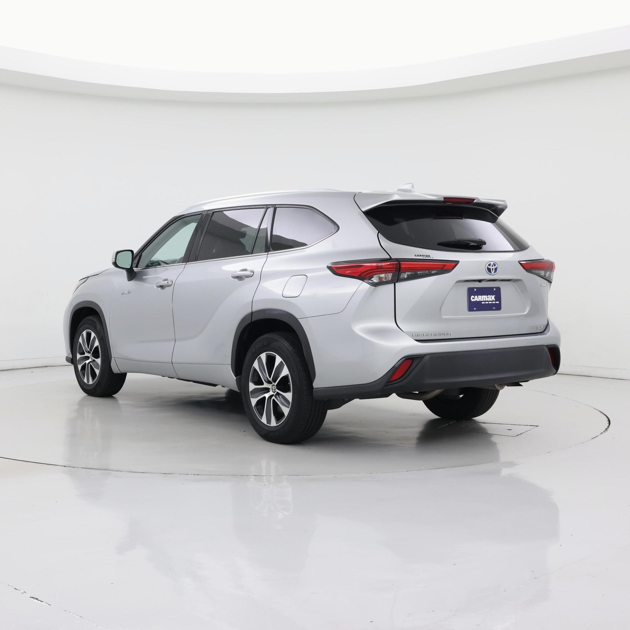 Thumbnail: 2021 Toyota Highlander - 2