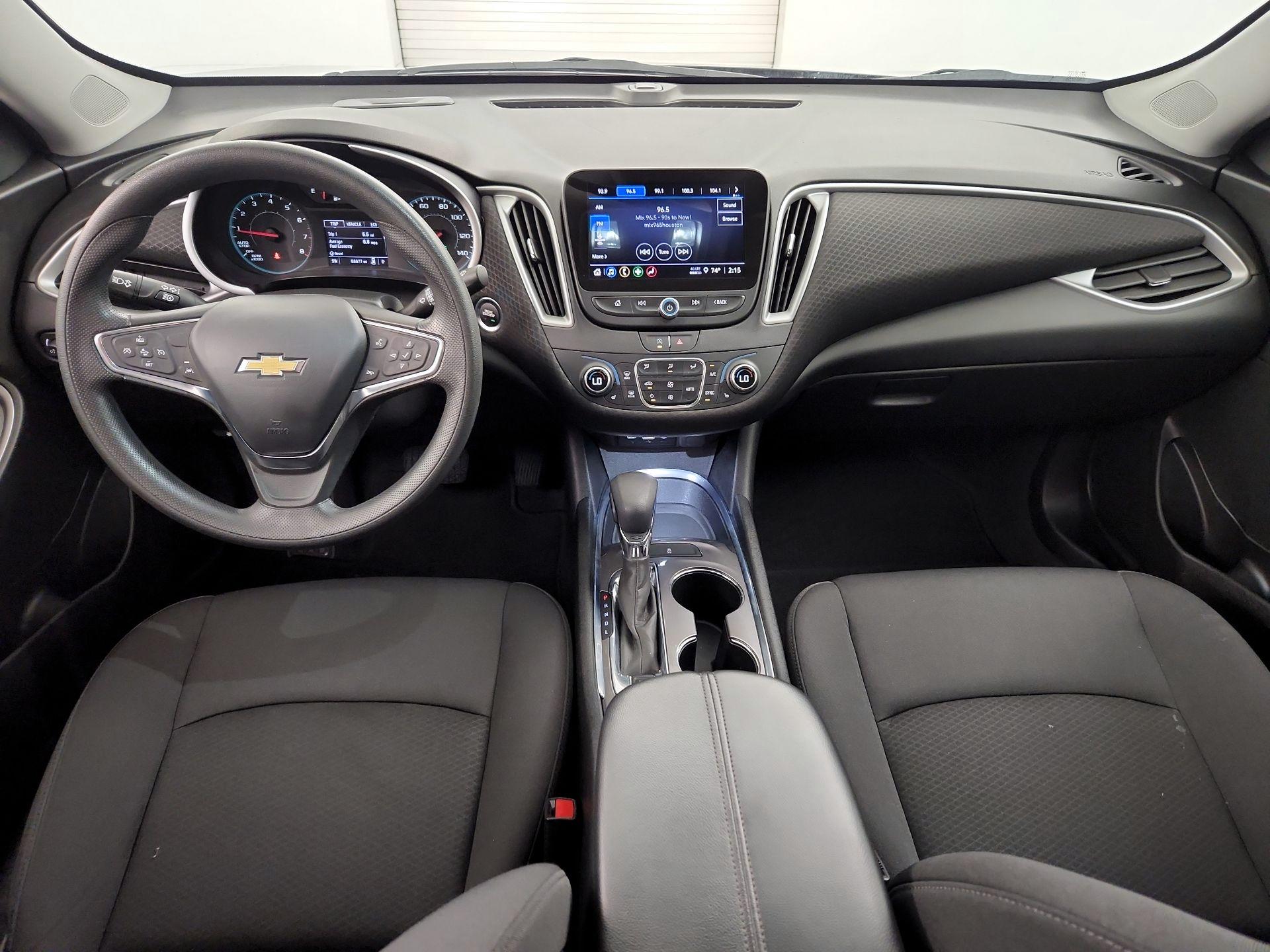 Thumbnail: 2023 Chevrolet Malibu - 9