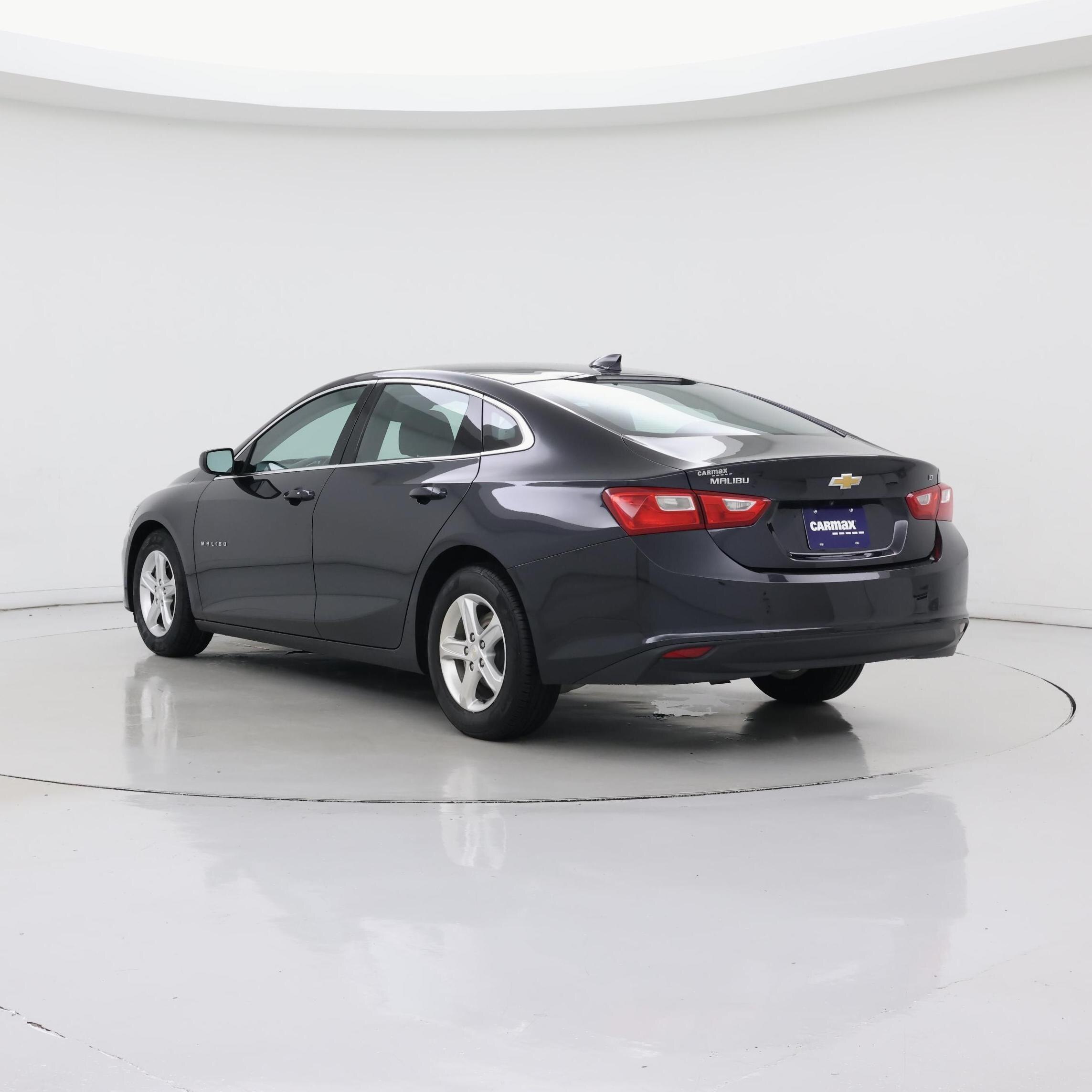 Thumbnail: 2023 Chevrolet Malibu - 2