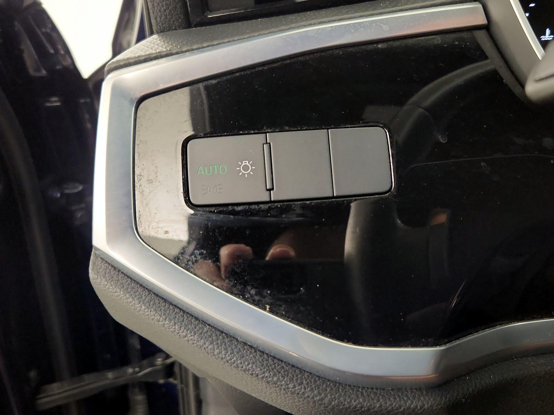 Thumbnail: 2022 Audi Q3 - 13