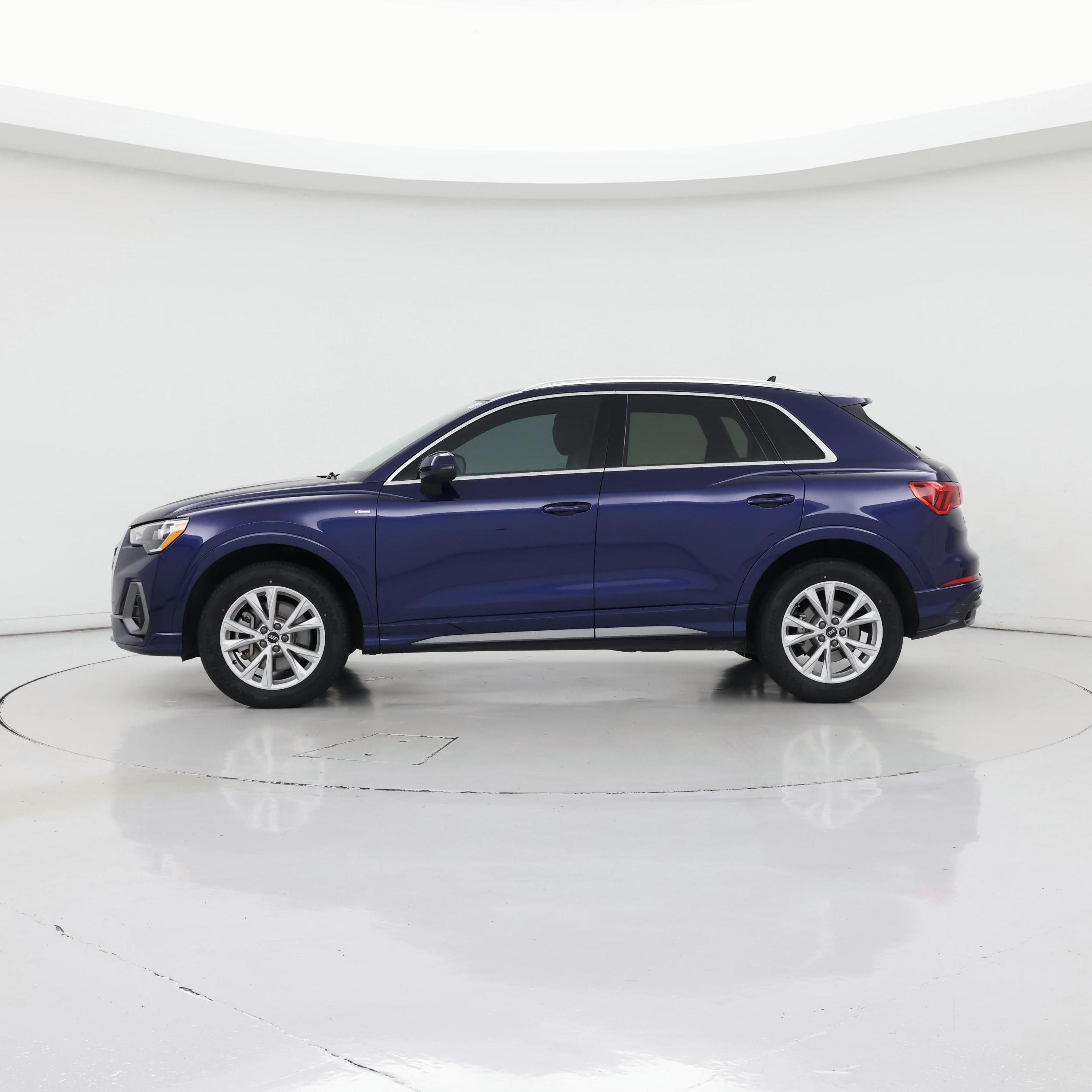 Thumbnail: 2022 Audi Q3 - 3