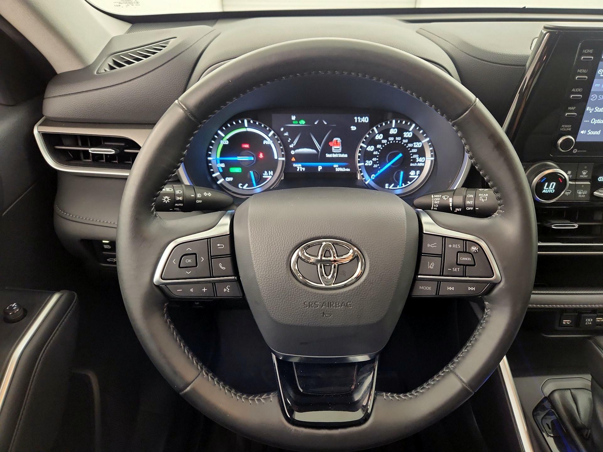 Thumbnail: 2021 Toyota Highlander - 10