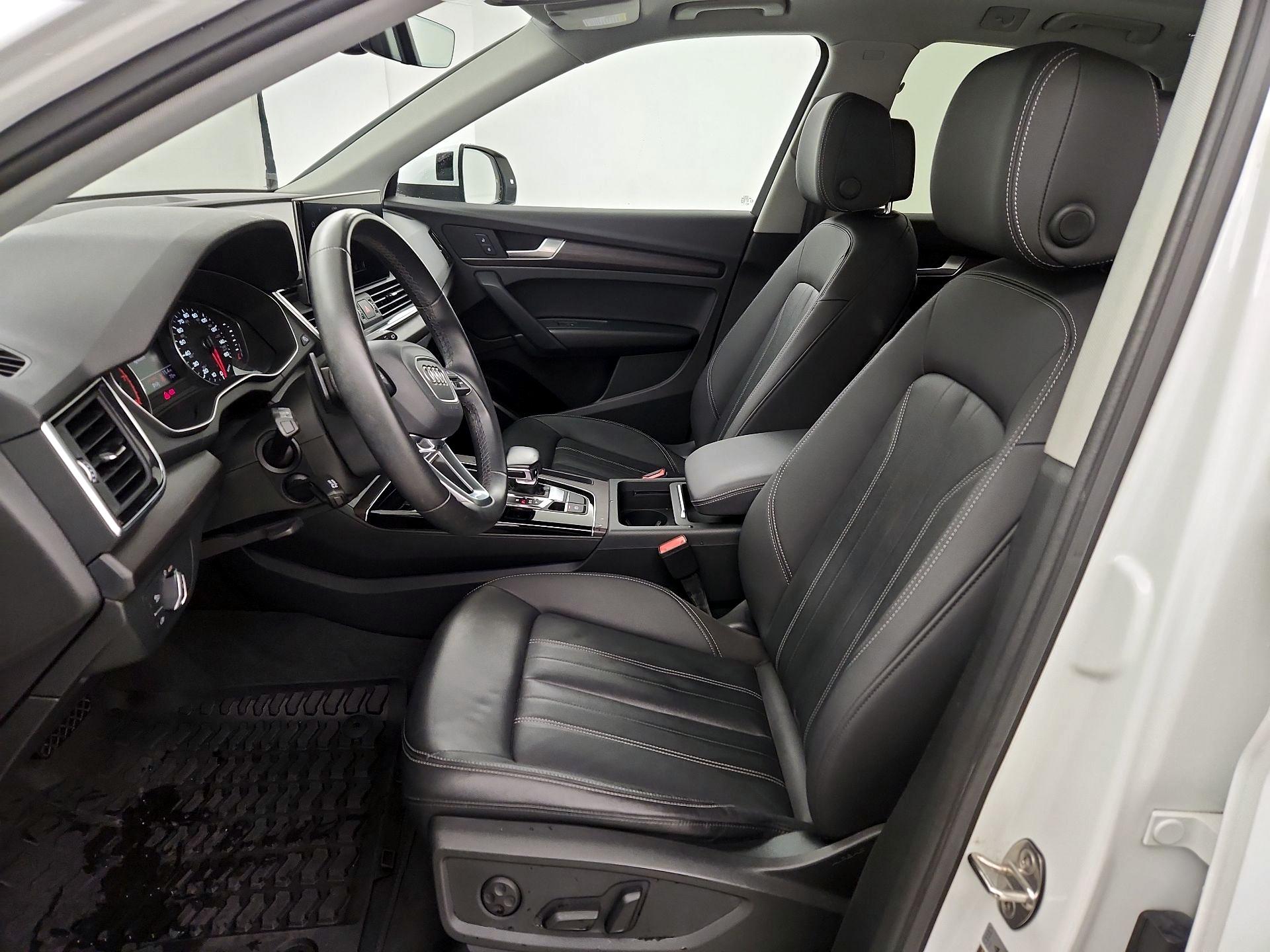 Thumbnail: 2022 Audi Q5 - 11