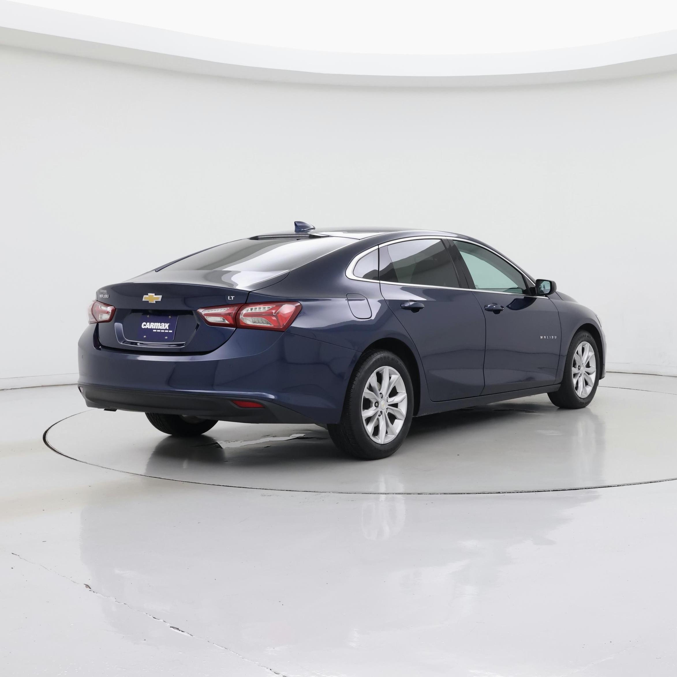 Thumbnail: 2021 Chevrolet Malibu - 8