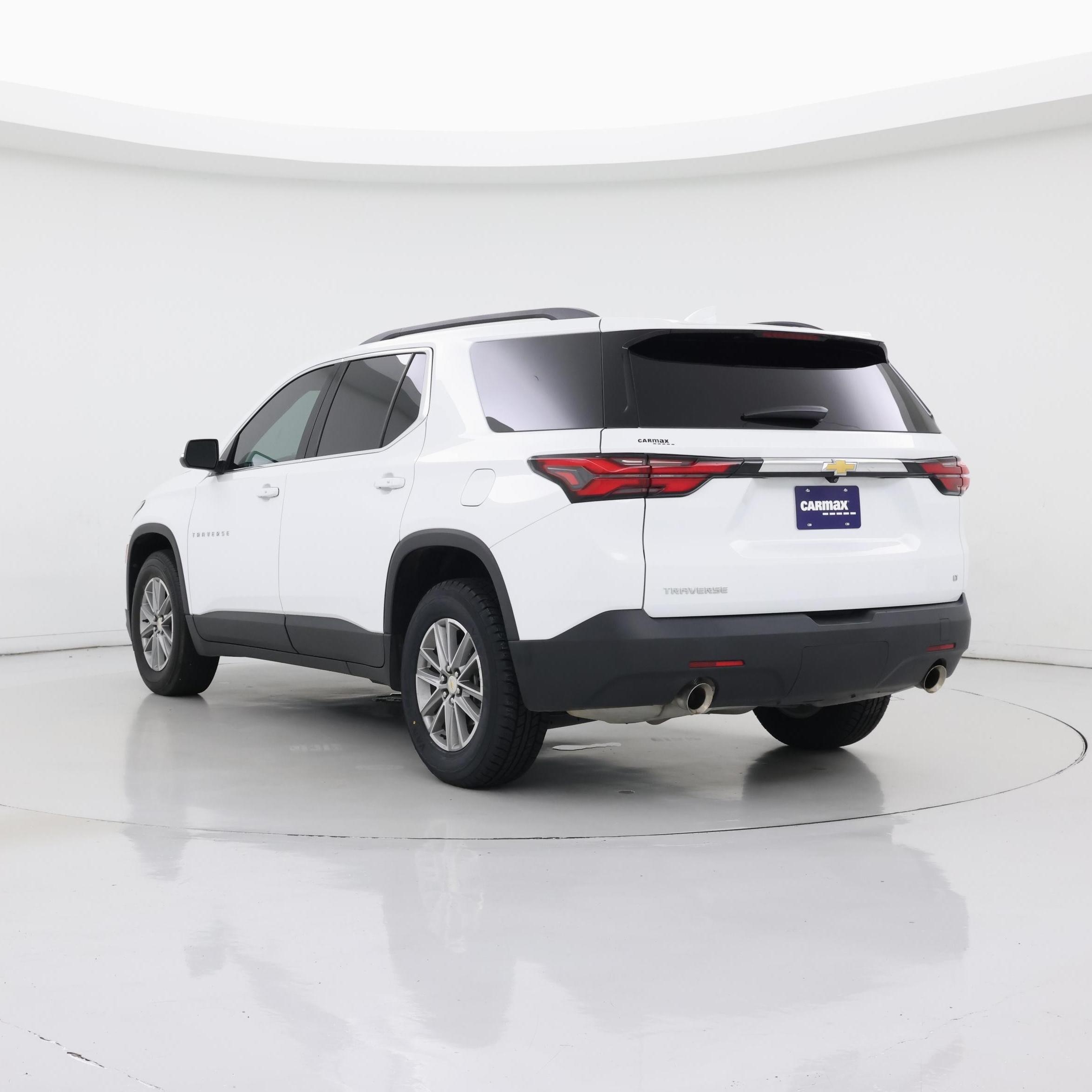 Thumbnail: 2023 Chevrolet Traverse - 2