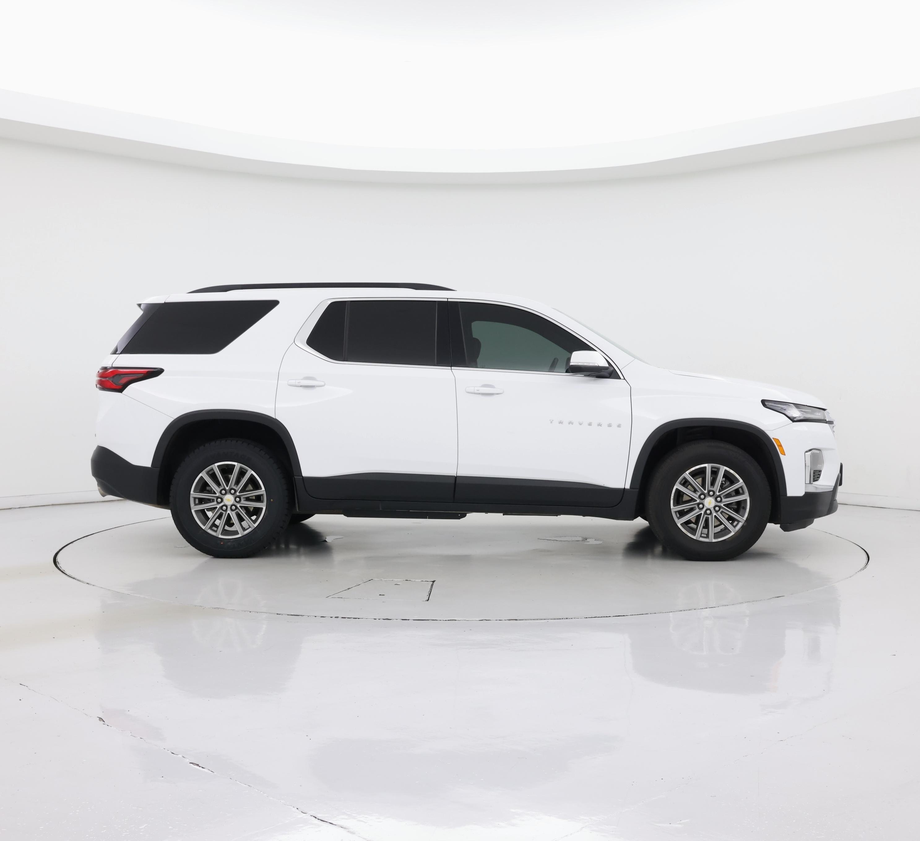 Thumbnail: 2023 Chevrolet Traverse - 7