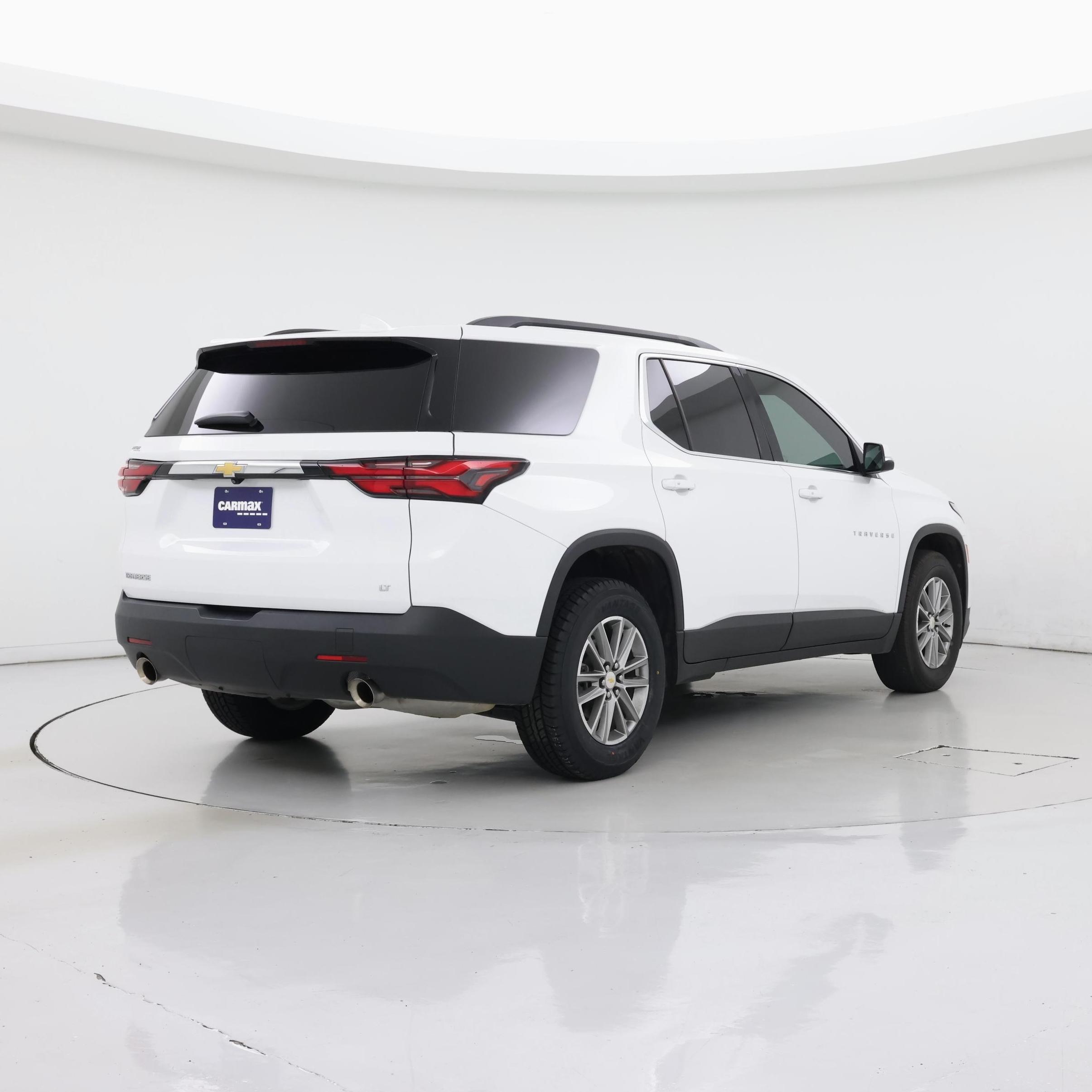 Thumbnail: 2023 Chevrolet Traverse - 8