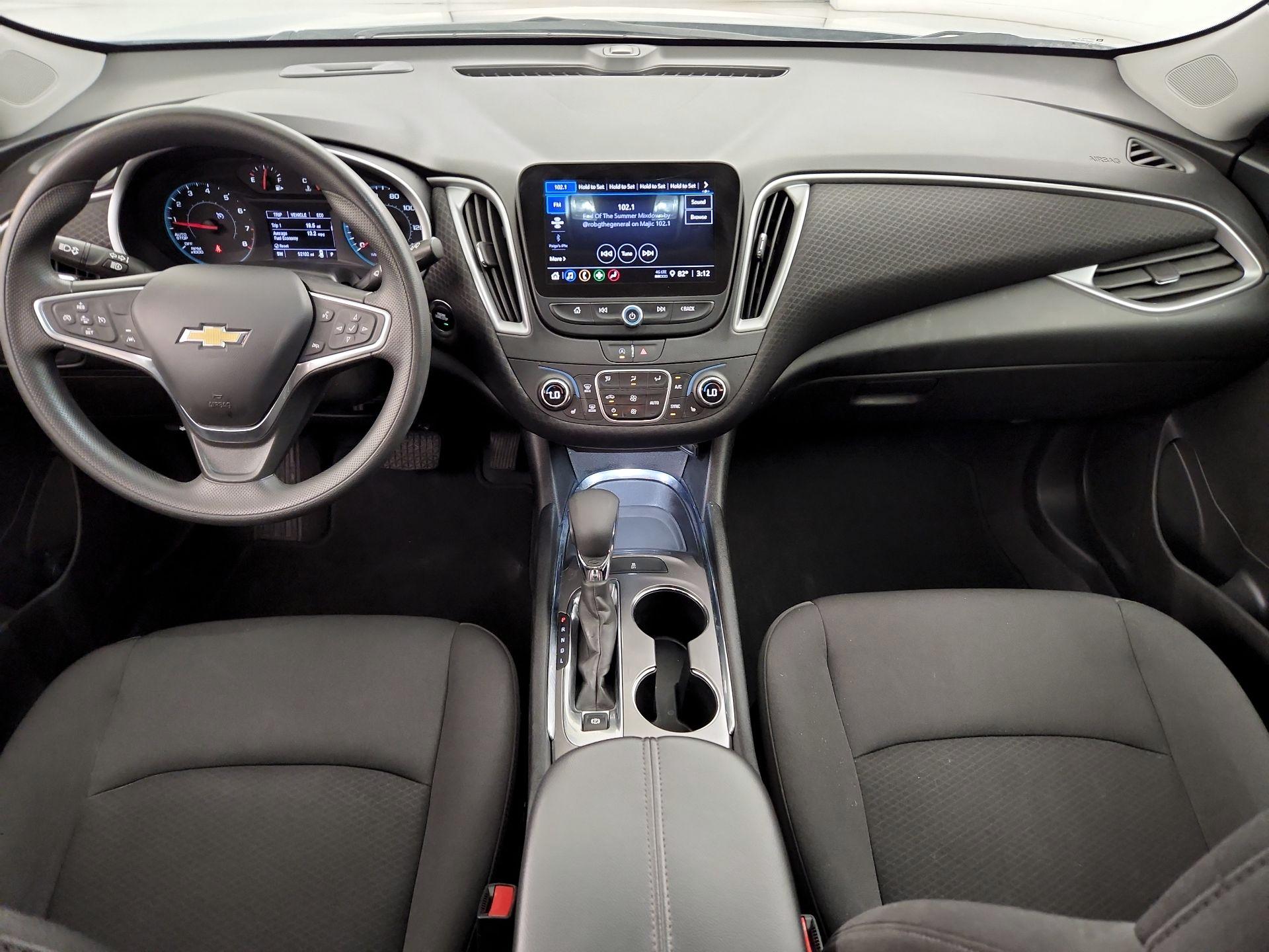 Thumbnail: 2023 Chevrolet Malibu - 9