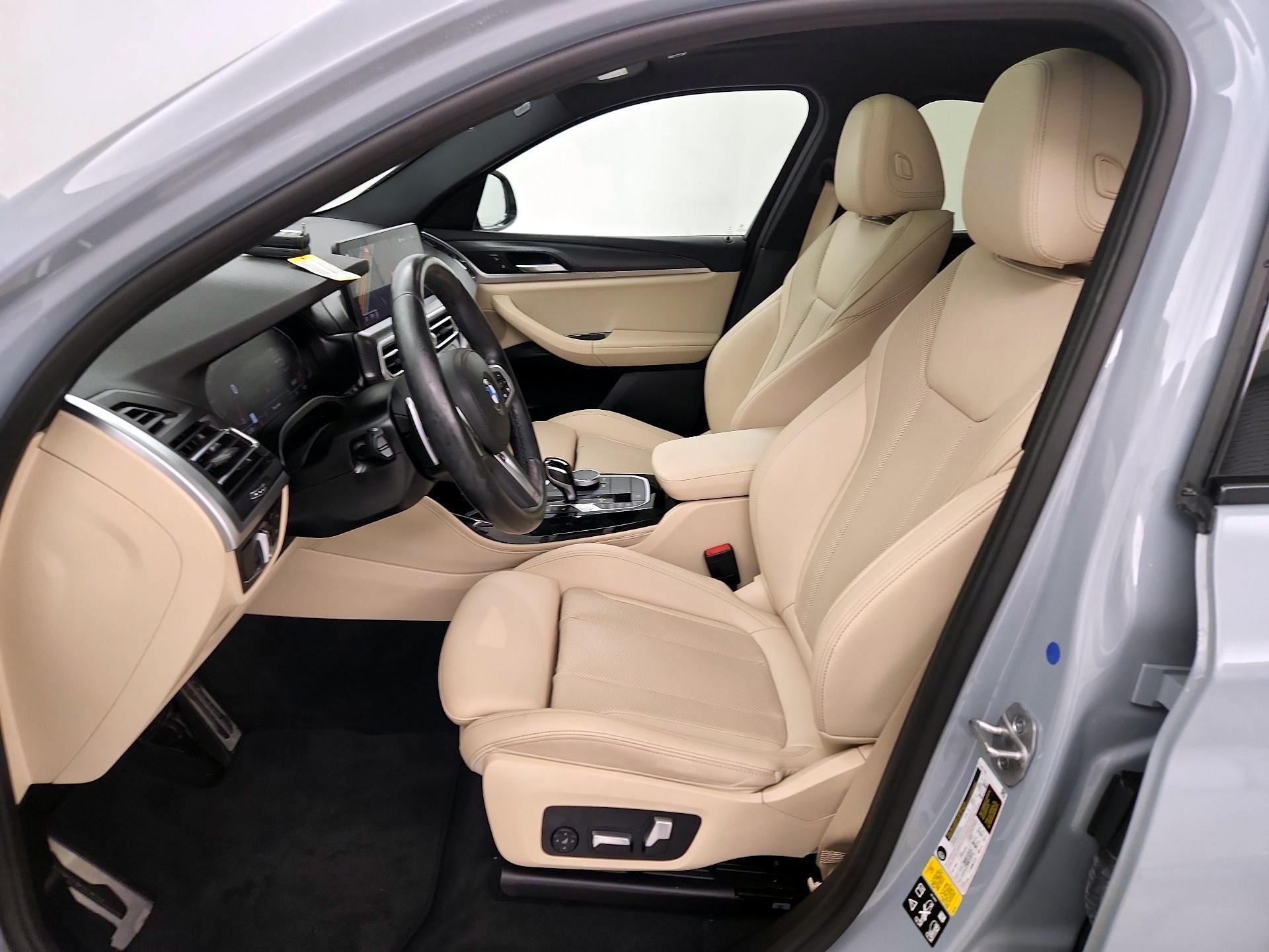 Thumbnail: 2022 BMW X4 - 11