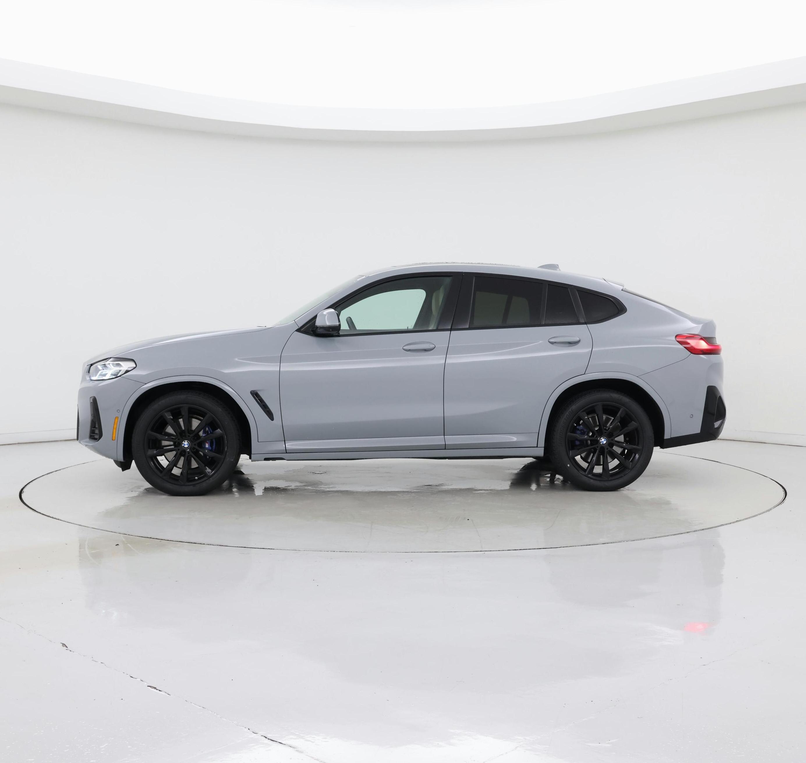 Thumbnail: 2022 BMW X4 - 3