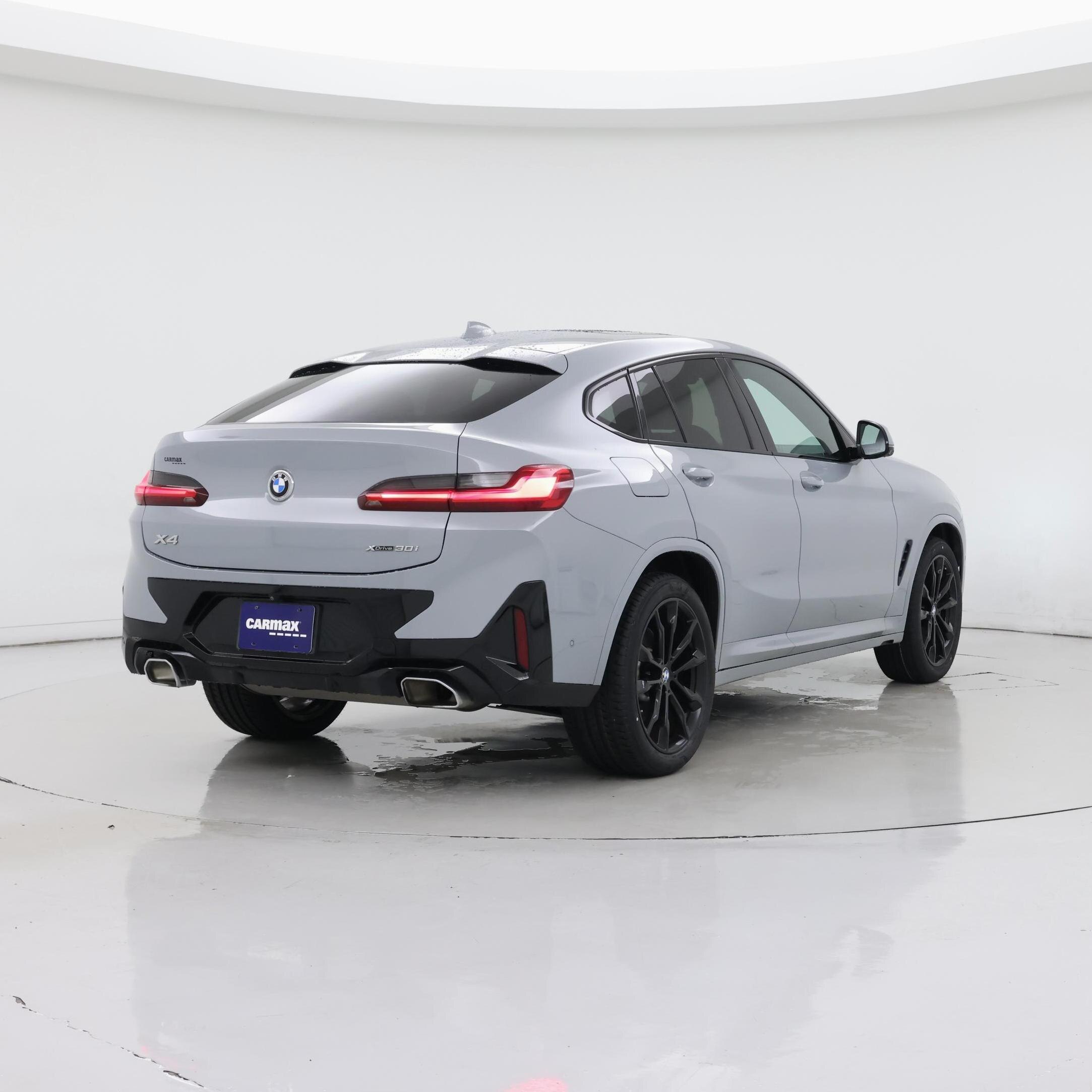 Thumbnail: 2022 BMW X4 - 8