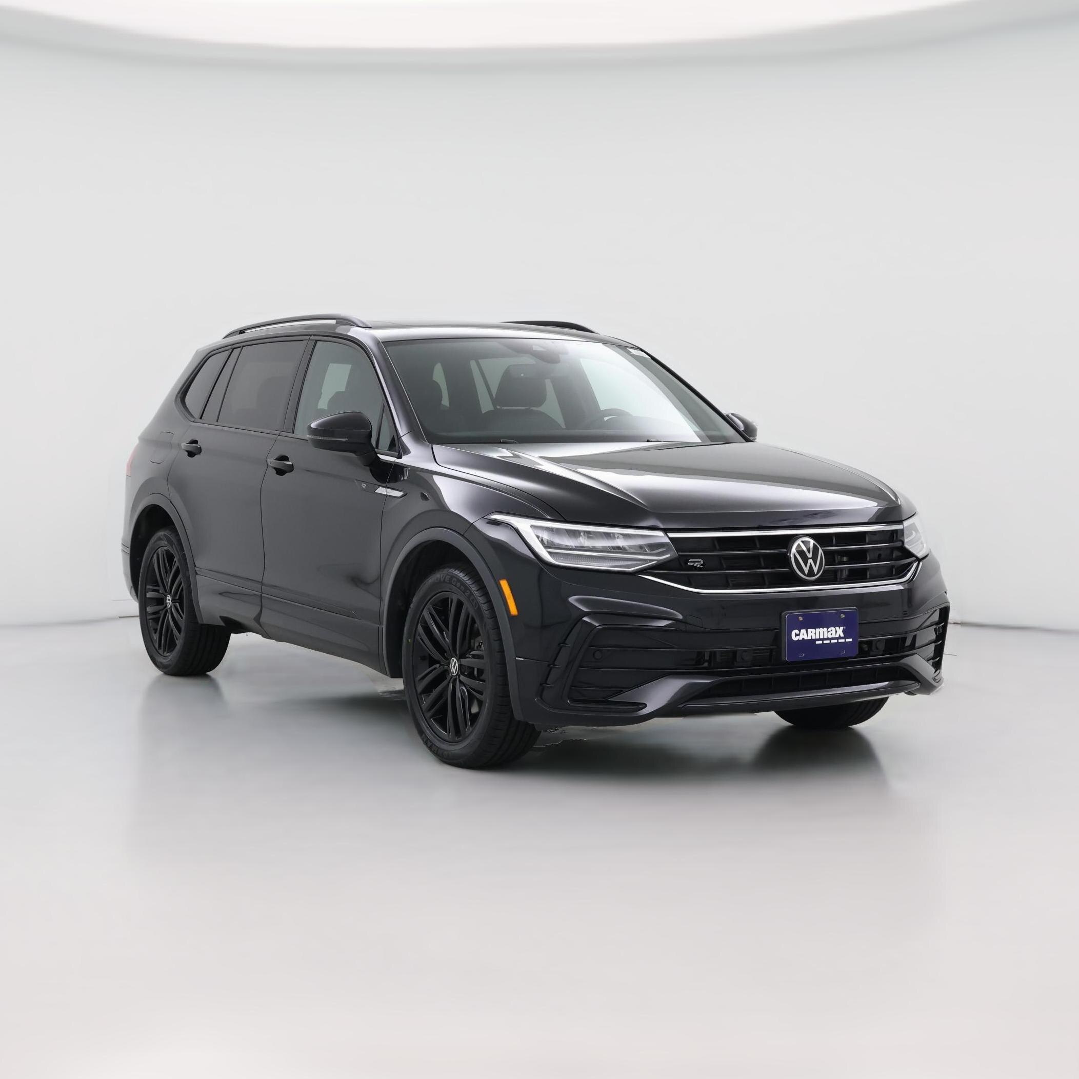 Thumbnail: 2022 Volkswagen Tiguan - 1