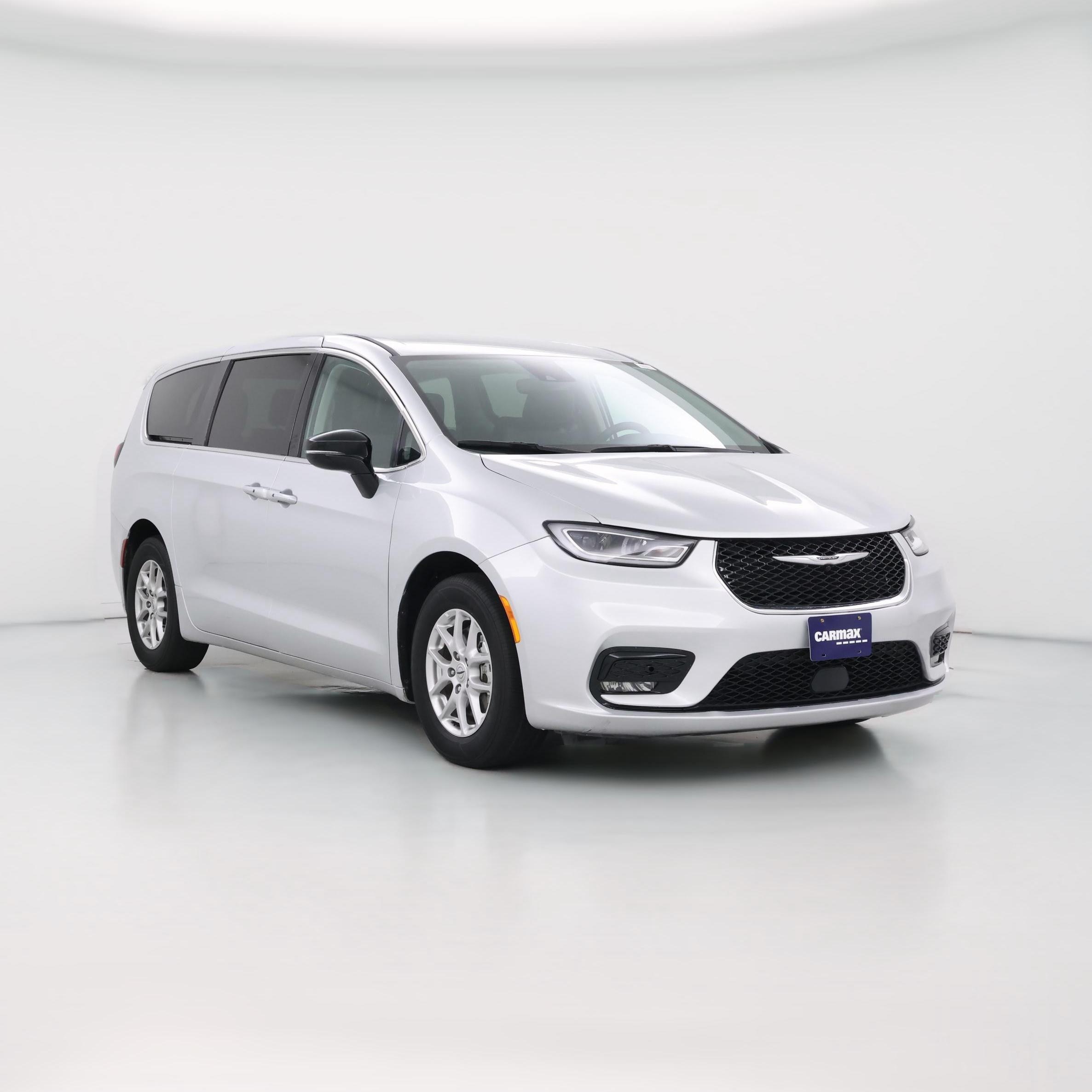 Thumbnail: 2024 Chrysler Pacifica - 1