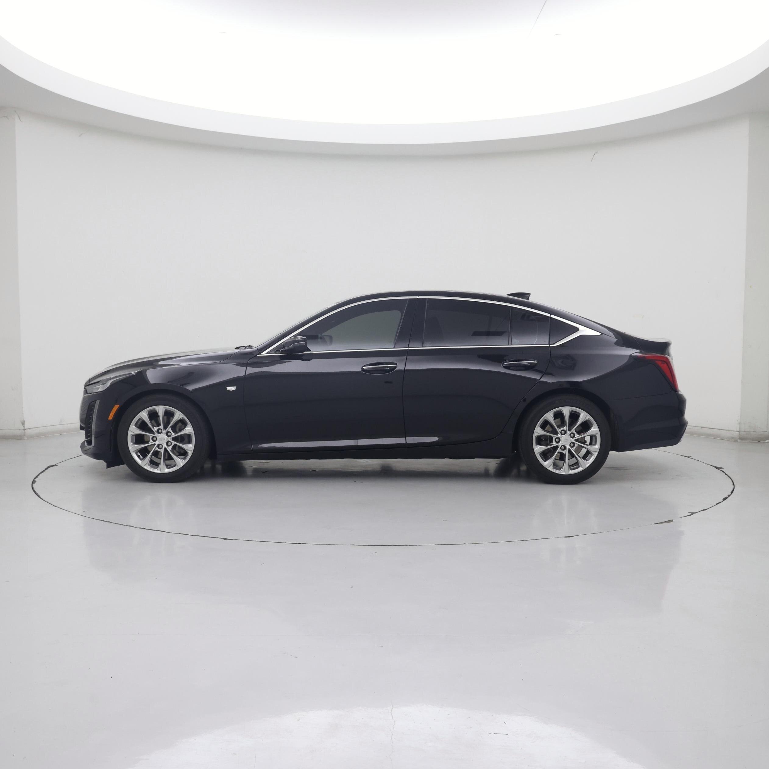 Thumbnail: 2020 Cadillac CT5 - 3