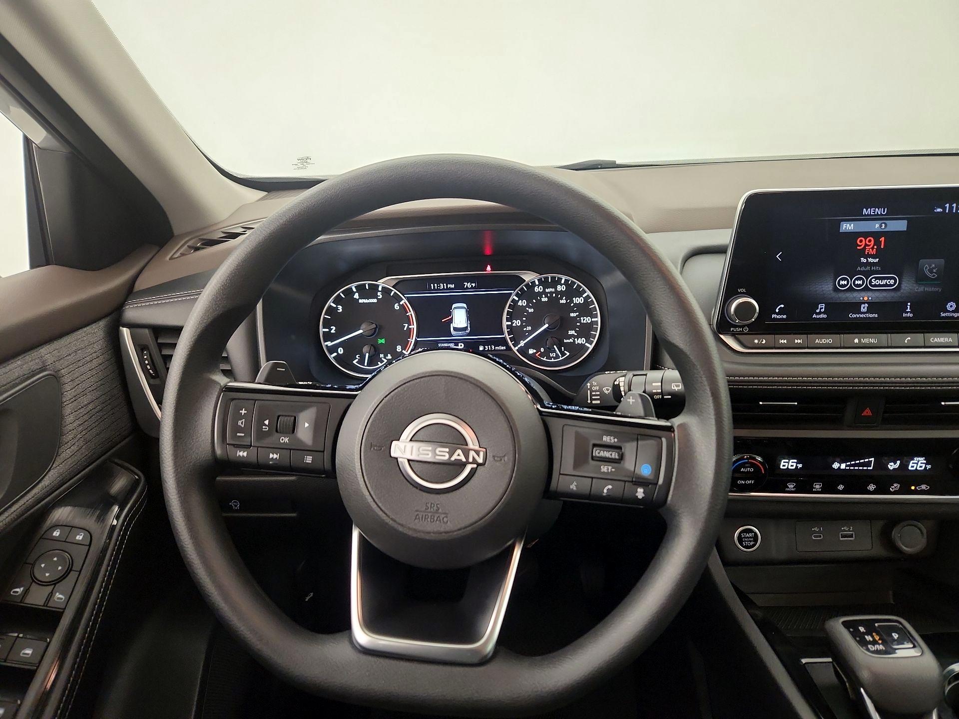 Thumbnail: 2023 Nissan Rogue - 10