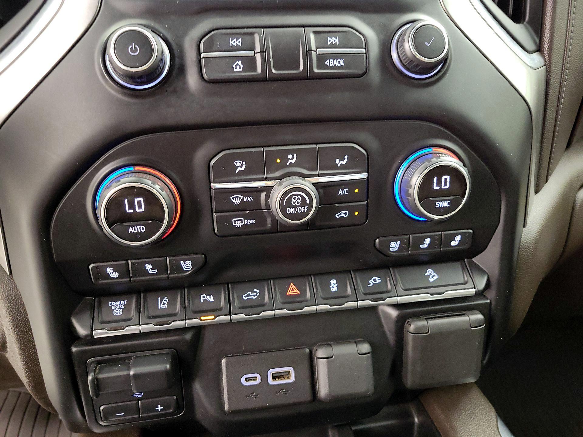 Thumbnail: 2020 Chevrolet Silverado 2500 - 17