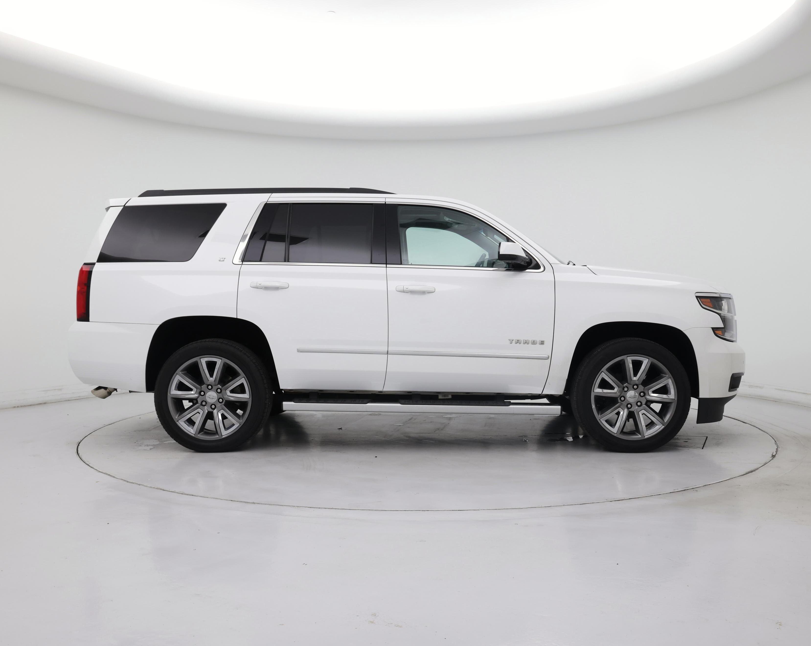 Thumbnail: 2018 Chevrolet Tahoe - 7