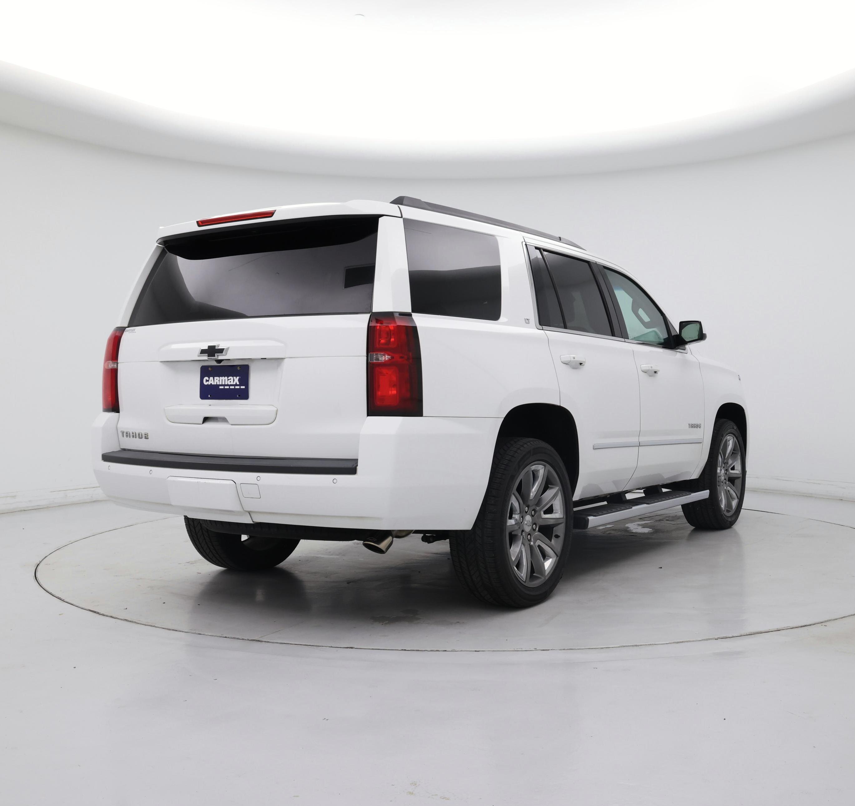Thumbnail: 2018 Chevrolet Tahoe - 8