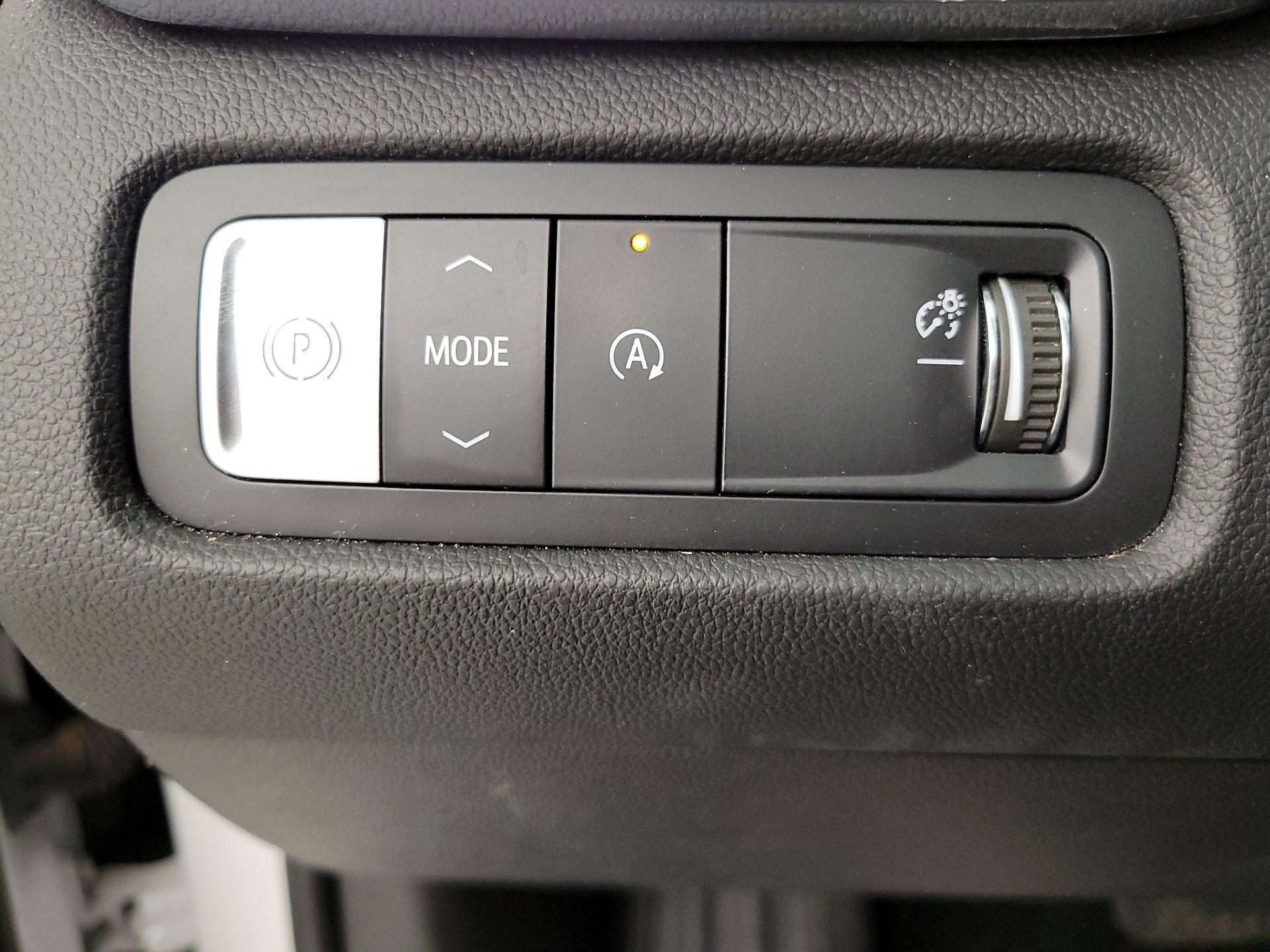 Thumbnail: 2024 GMC Acadia - 13