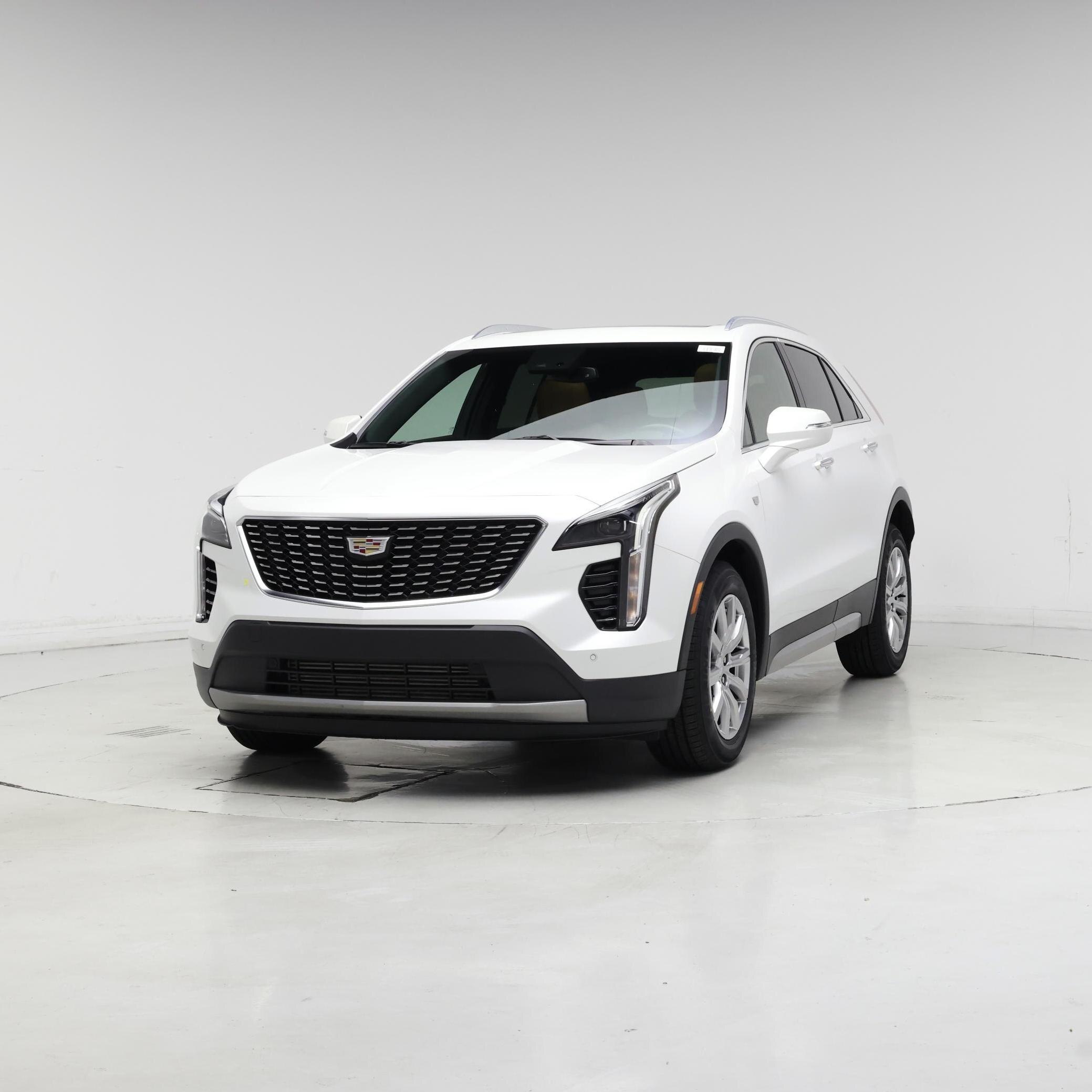 Thumbnail: 2023 Cadillac XT4 - 4