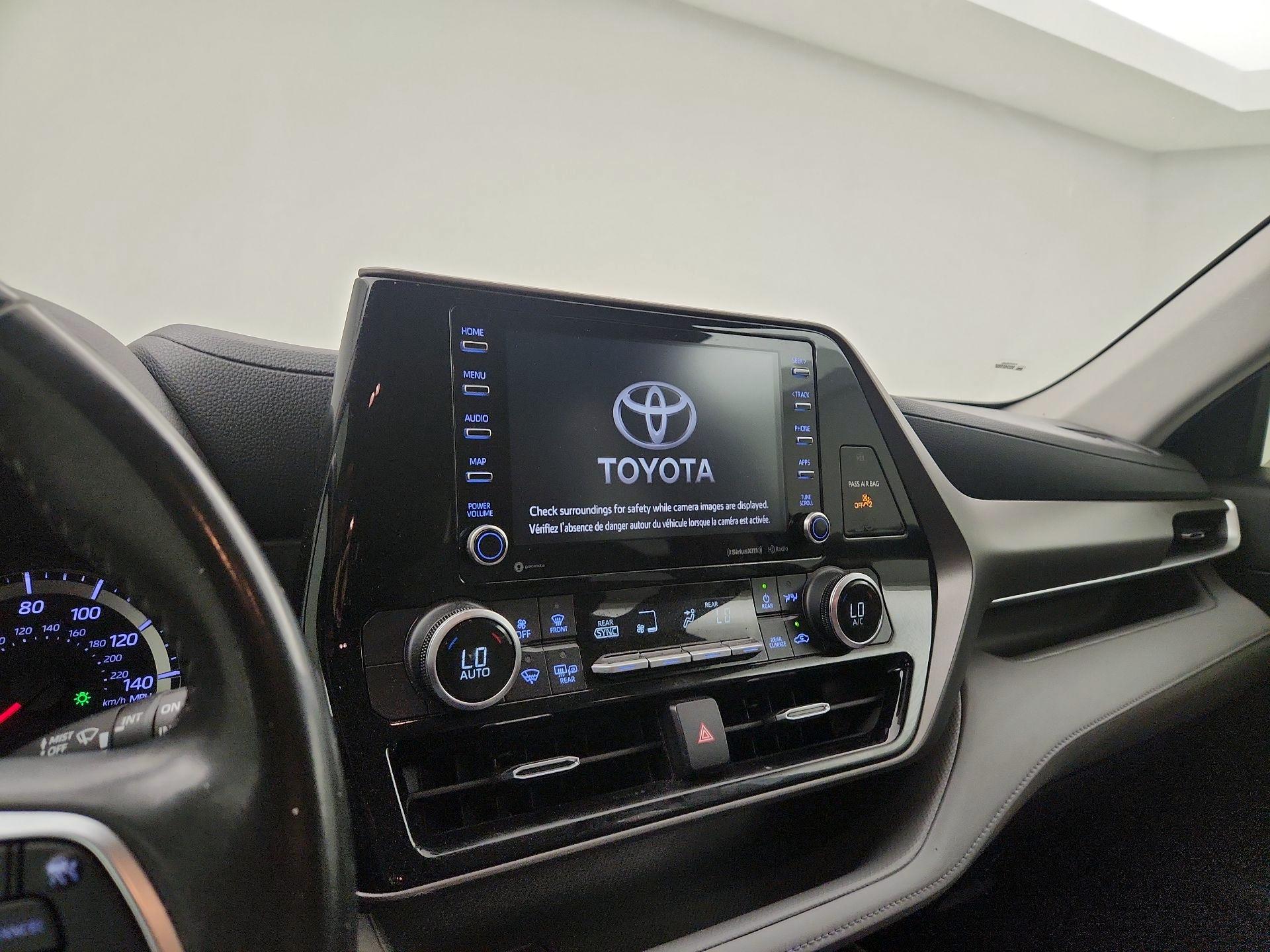 Thumbnail: 2020 Toyota Highlander - 13