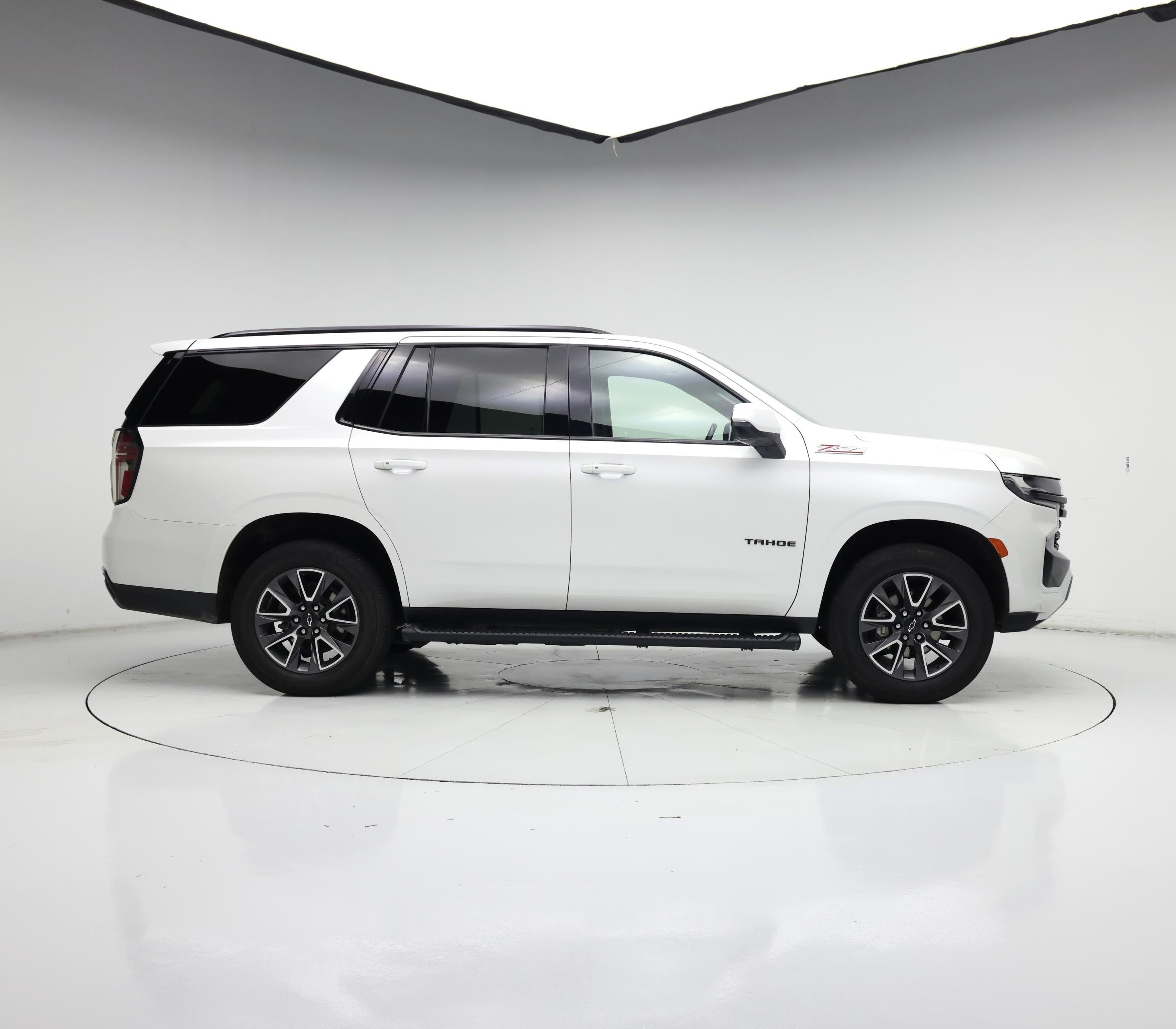 Thumbnail: 2023 Chevrolet Tahoe - 7