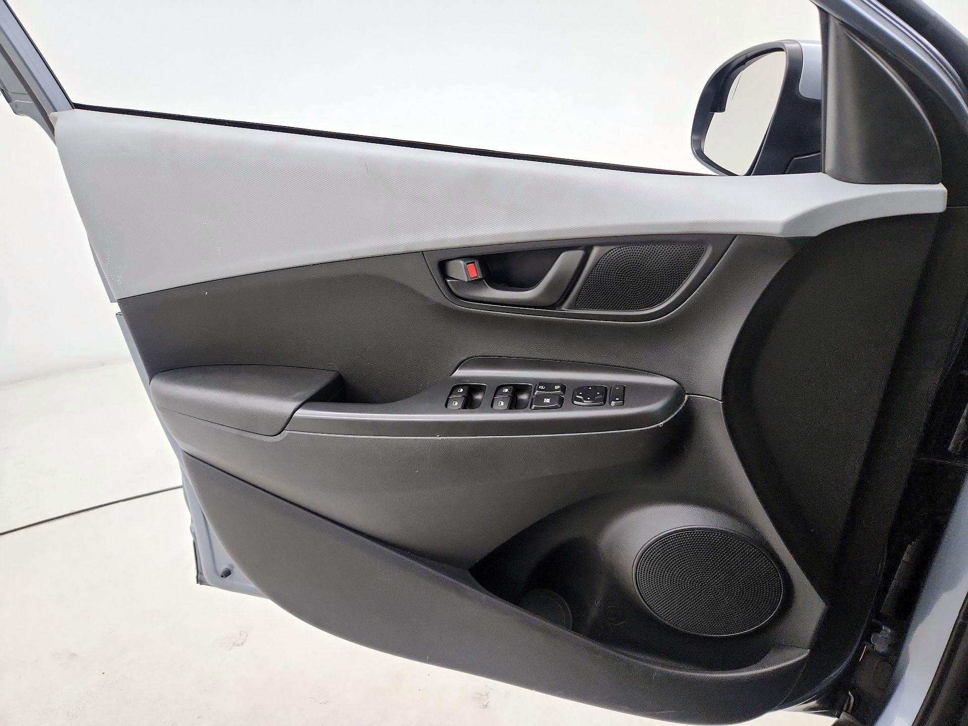 Thumbnail: 2019 Hyundai Kona - 12