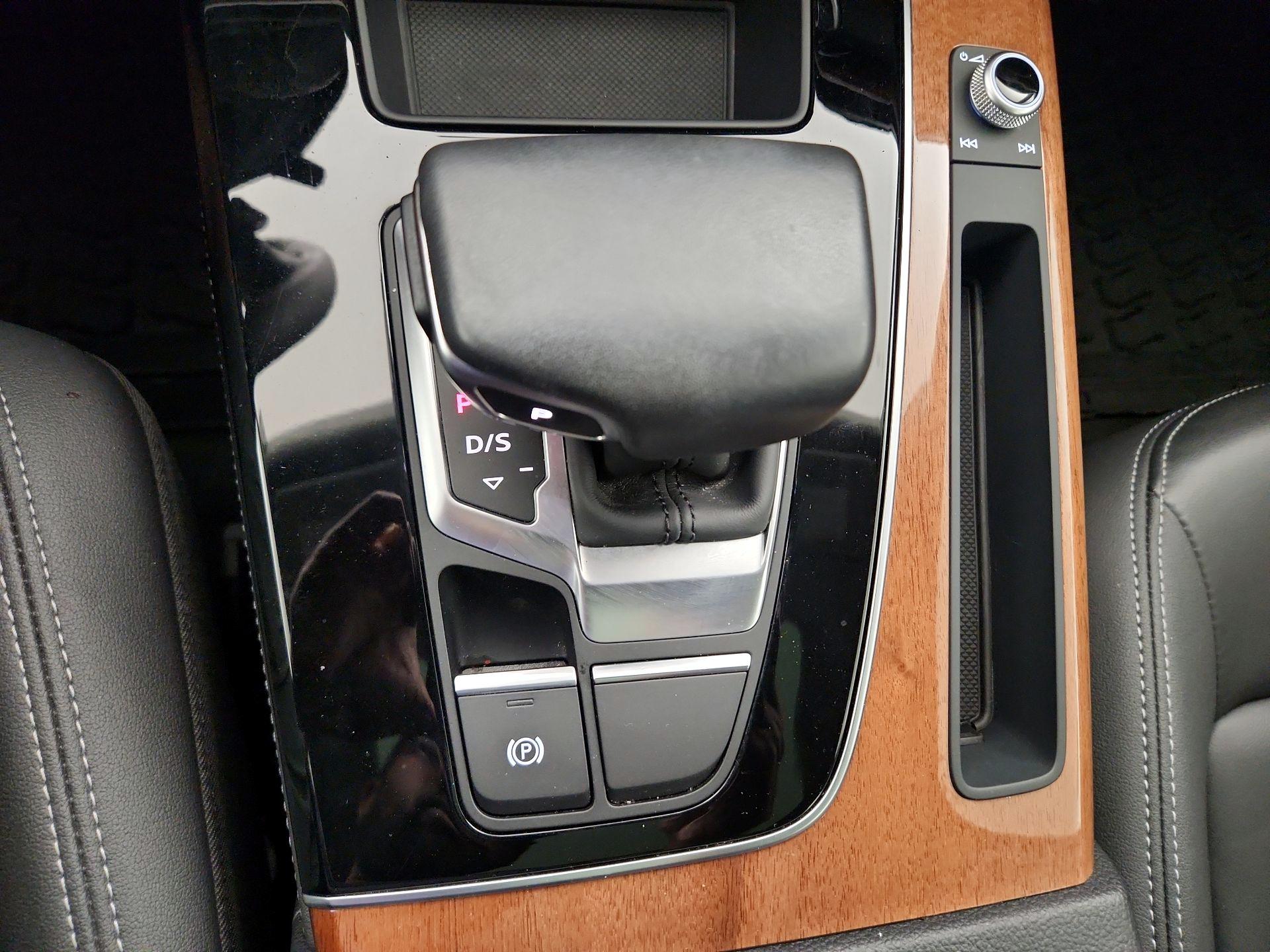 Thumbnail: 2021 Audi Q5 - 18