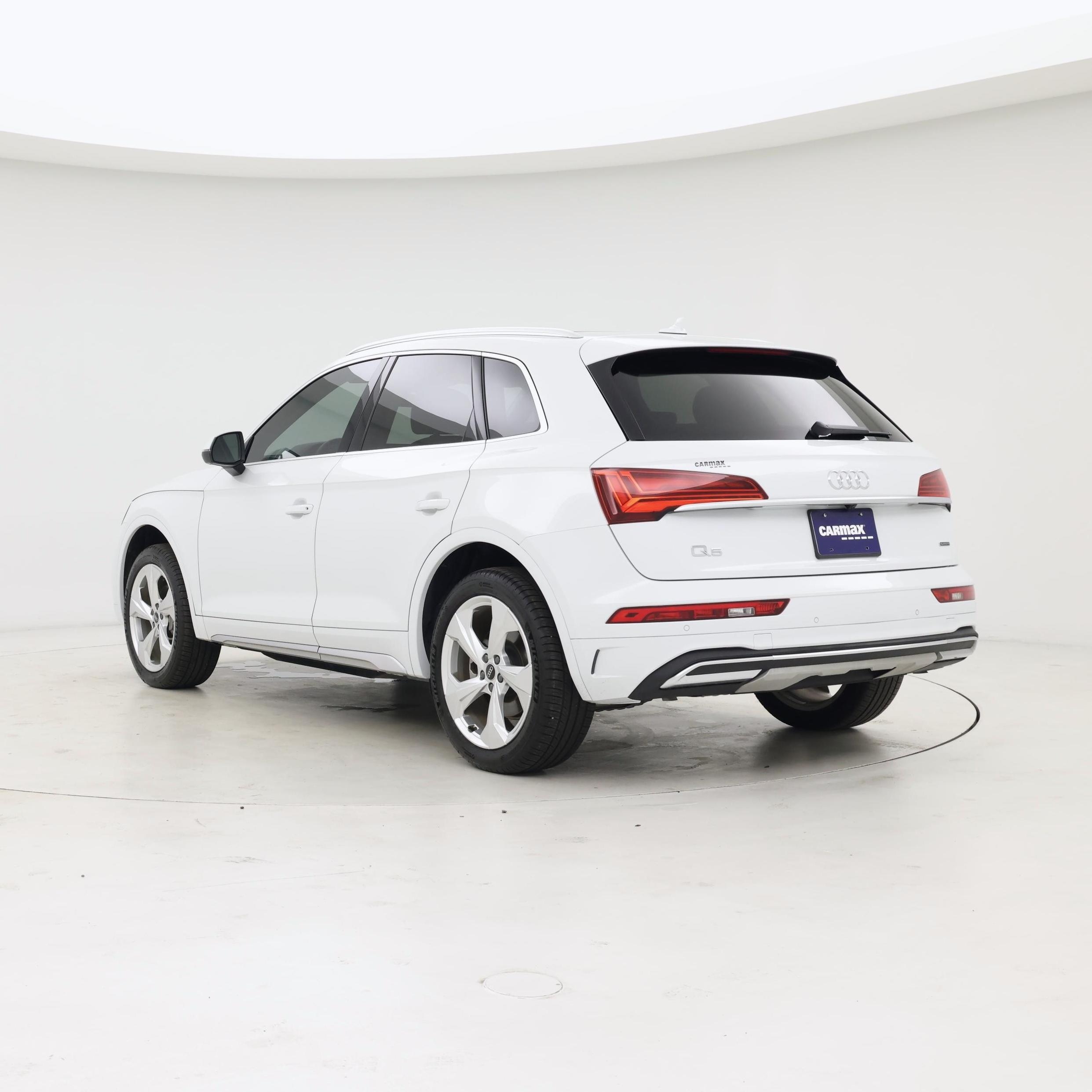 Thumbnail: 2021 Audi Q5 - 2