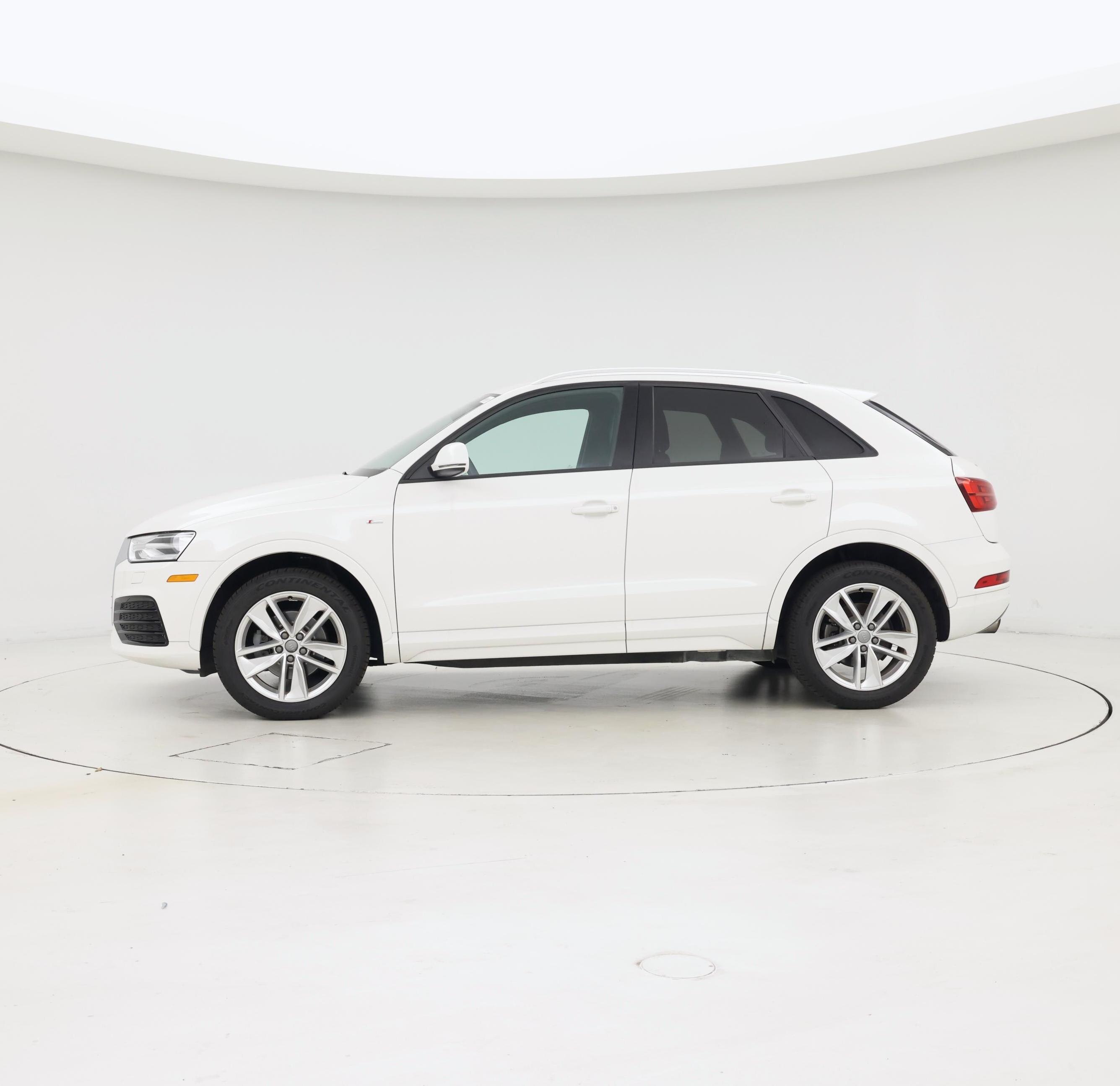 Thumbnail: 2018 Audi Q3 - 3