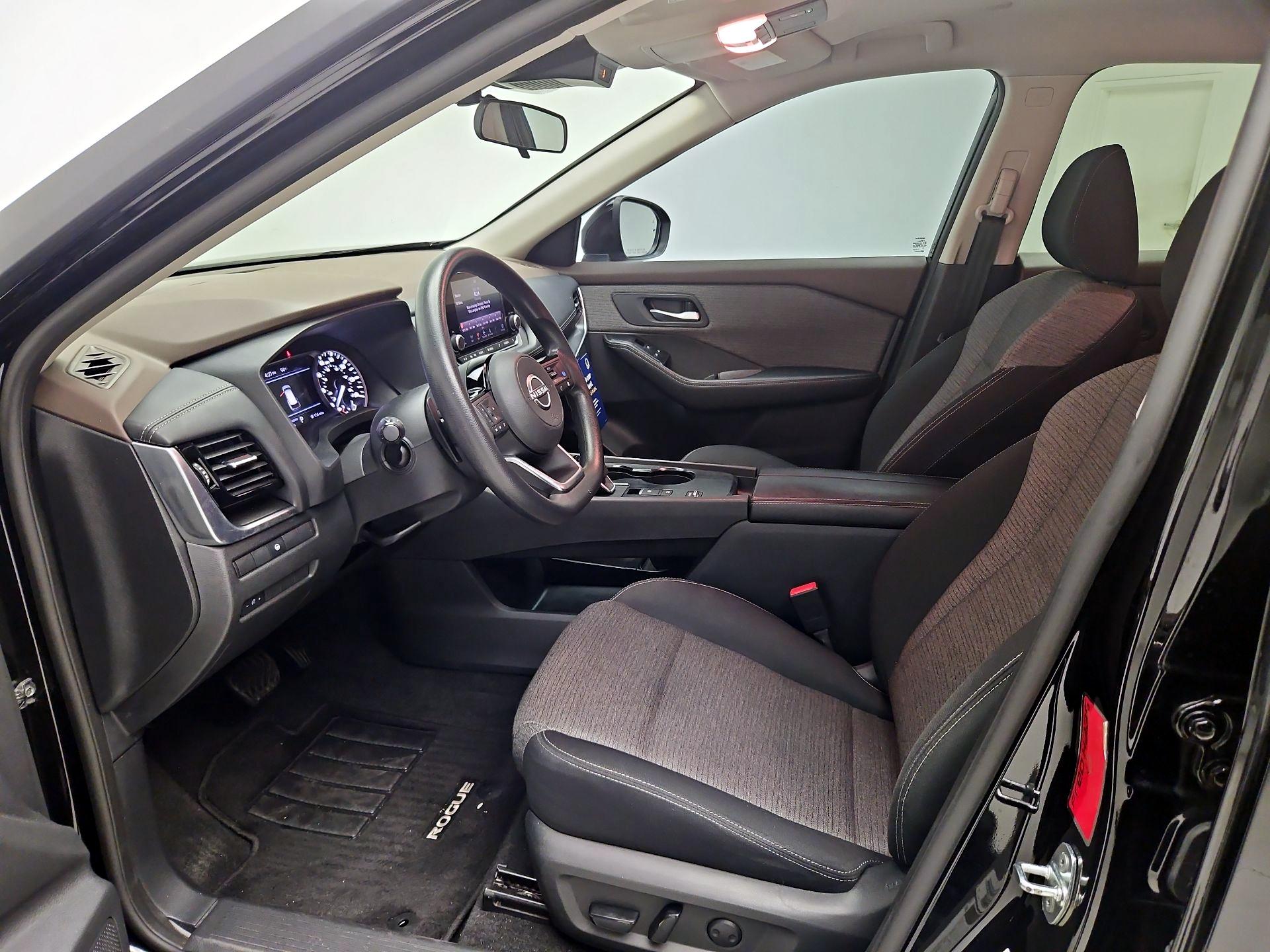 Thumbnail: 2023 Nissan Rogue - 11