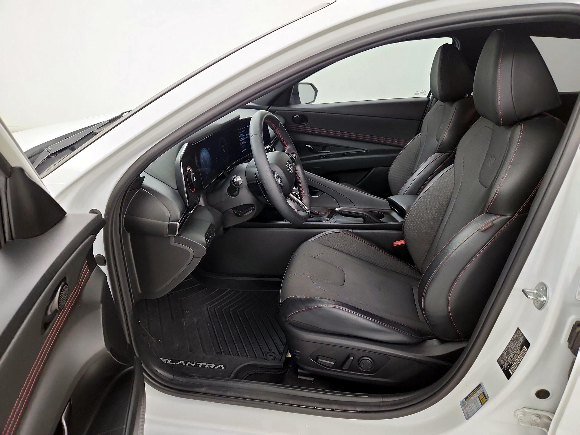 Thumbnail: 2023 Hyundai Elantra - 11