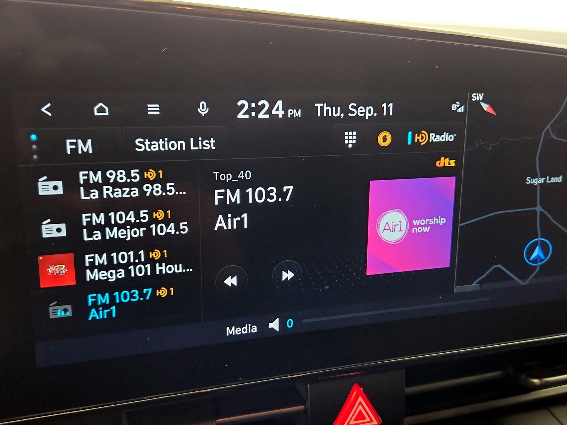 Thumbnail: 2023 Hyundai Elantra - 16