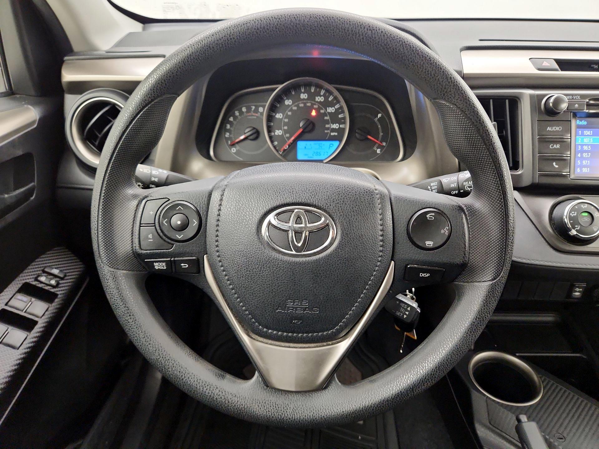Thumbnail: 2014 Toyota RAV4 - 10