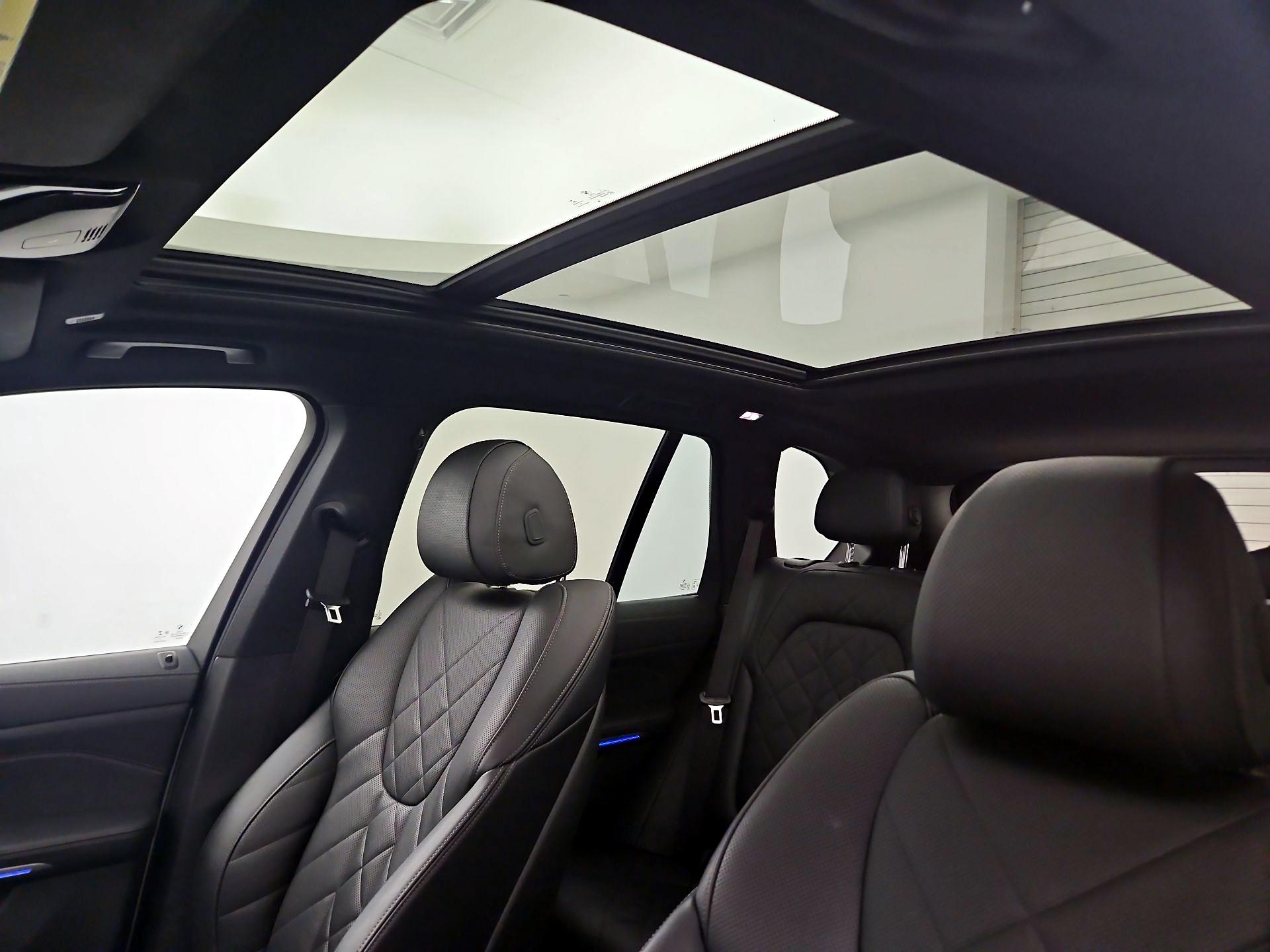 Thumbnail: 2023 BMW X5 - 20