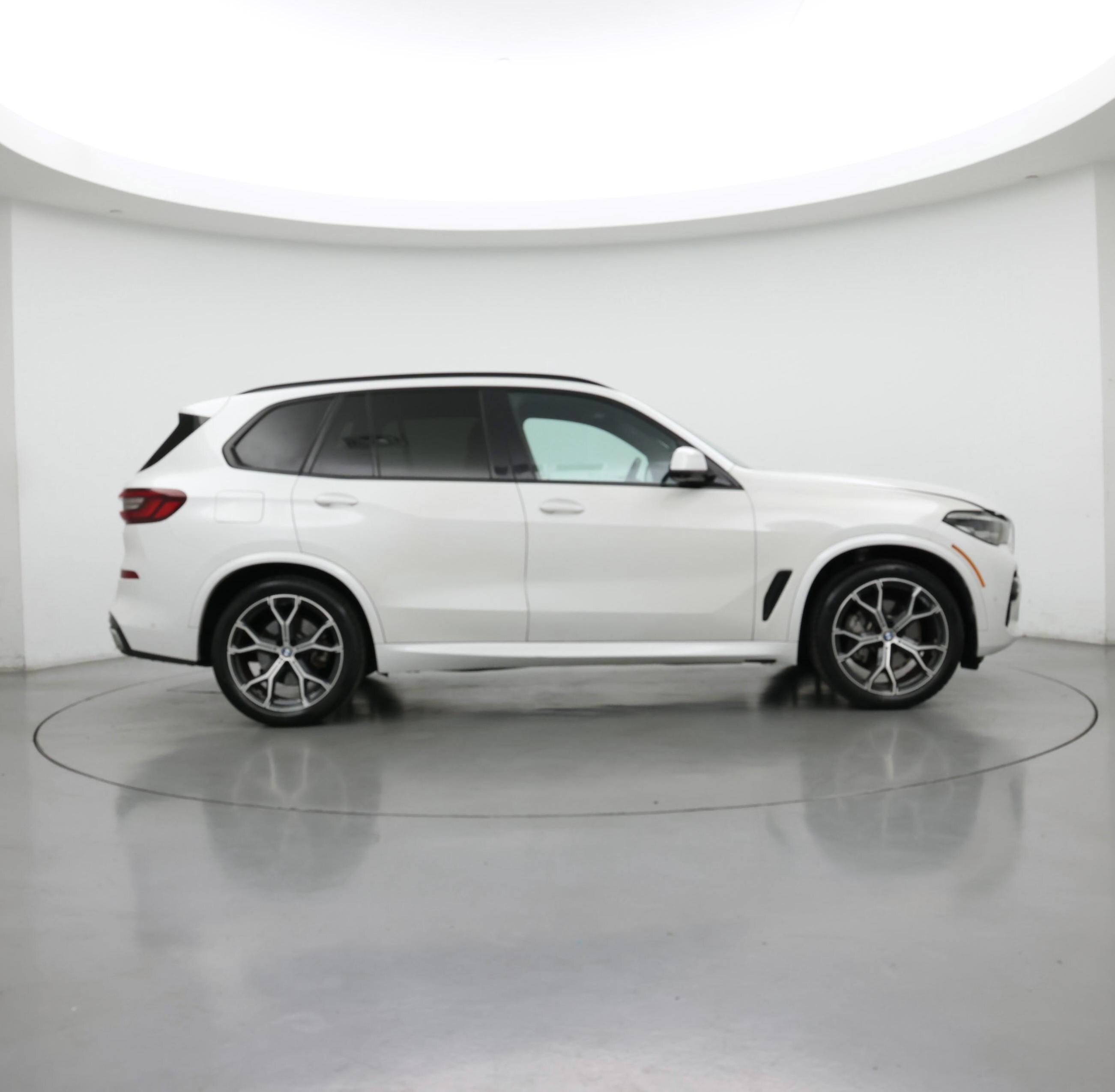 Thumbnail: 2023 BMW X5 - 7