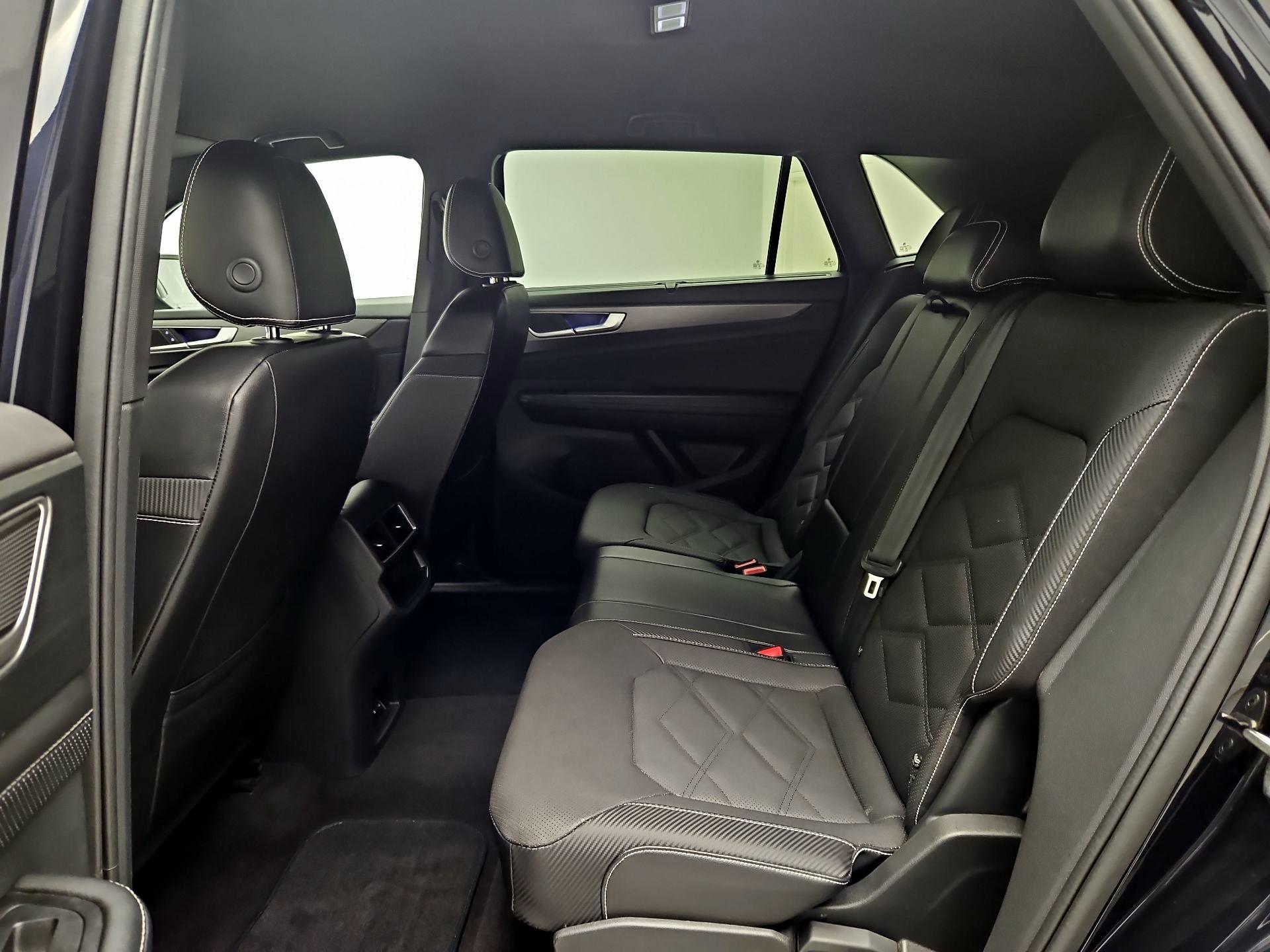 Thumbnail: 2024 Volkswagen Atlas - 17