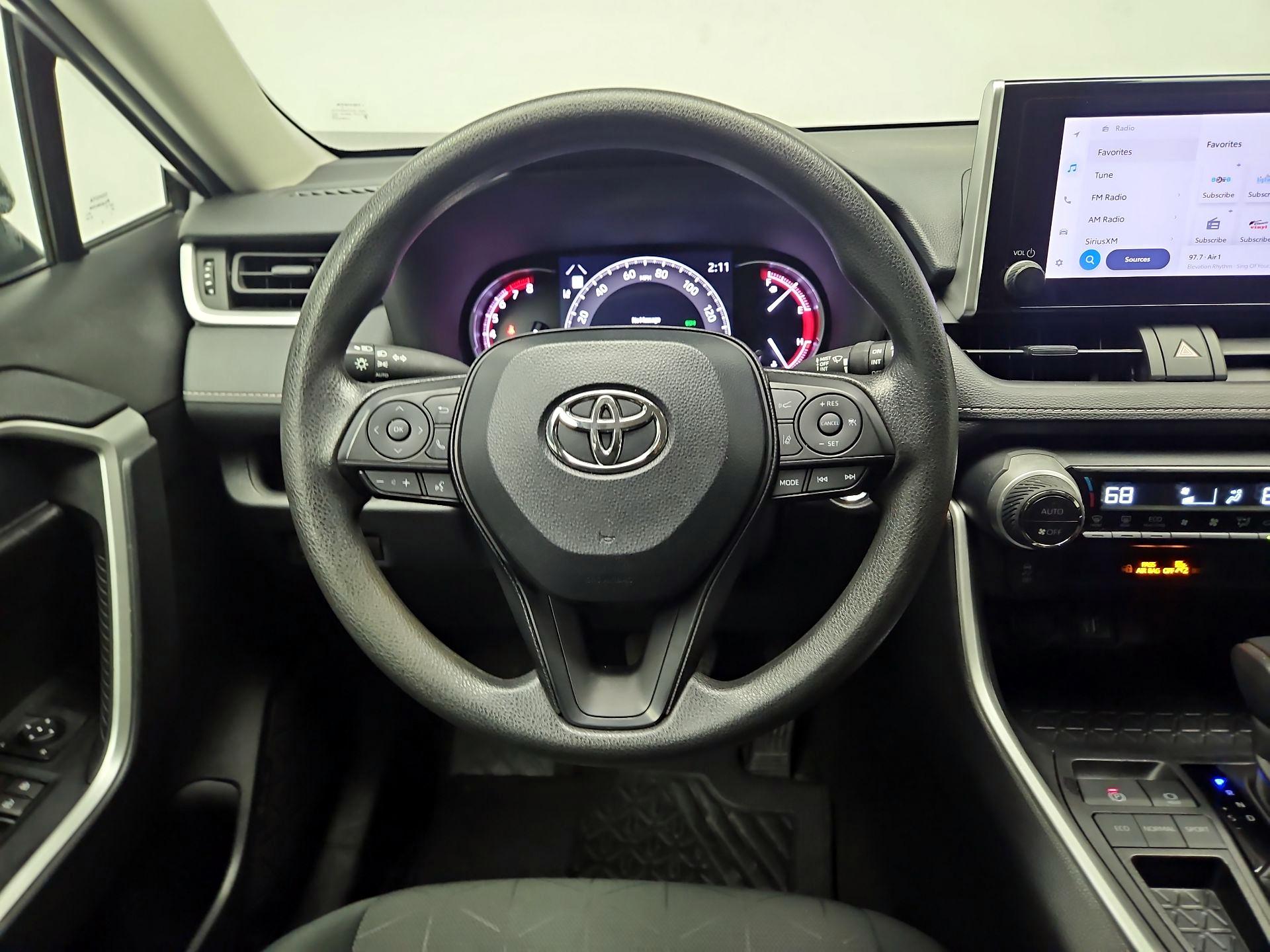 Thumbnail: 2024 Toyota RAV4 - 10