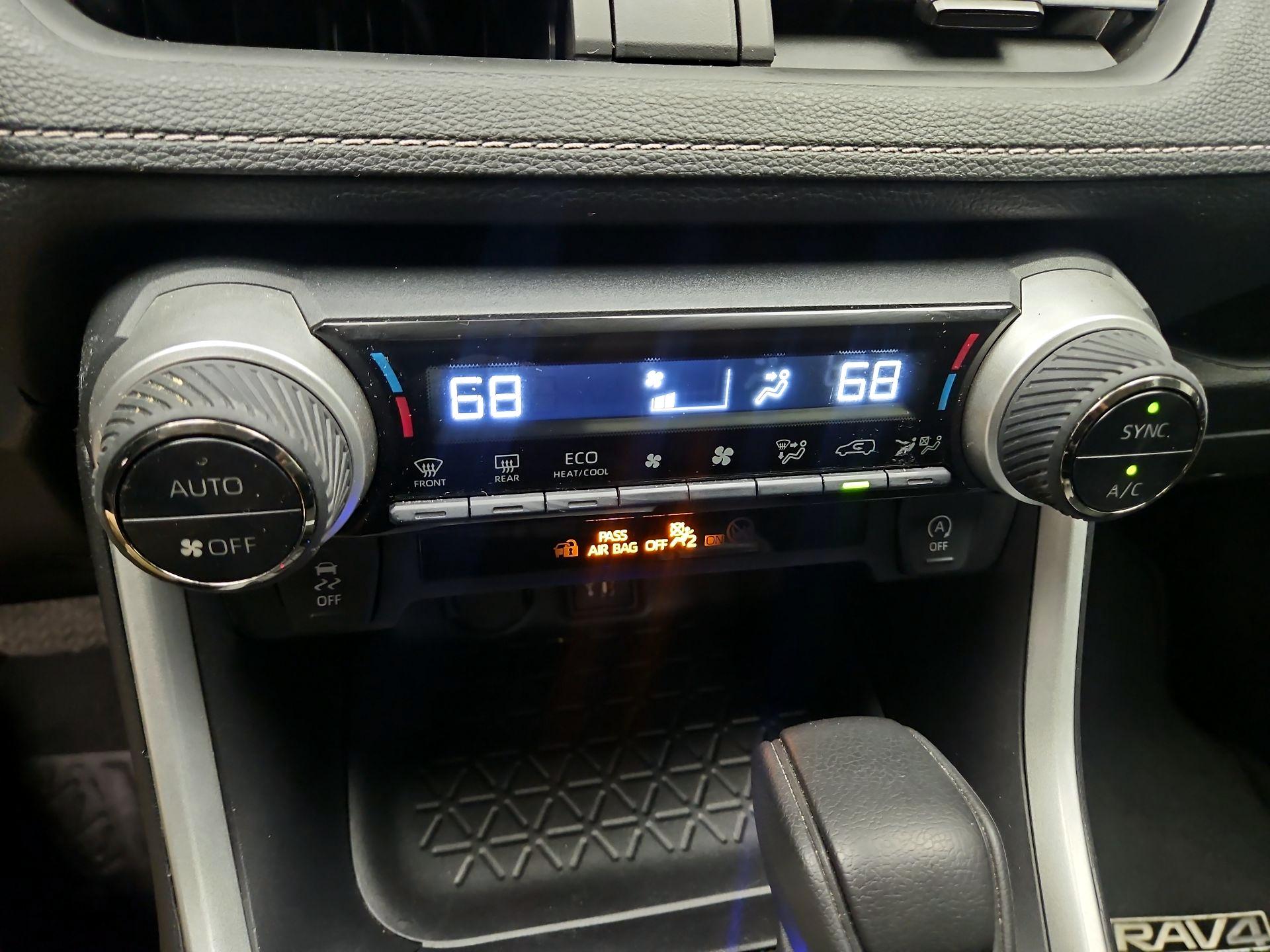 Thumbnail: 2024 Toyota RAV4 - 16