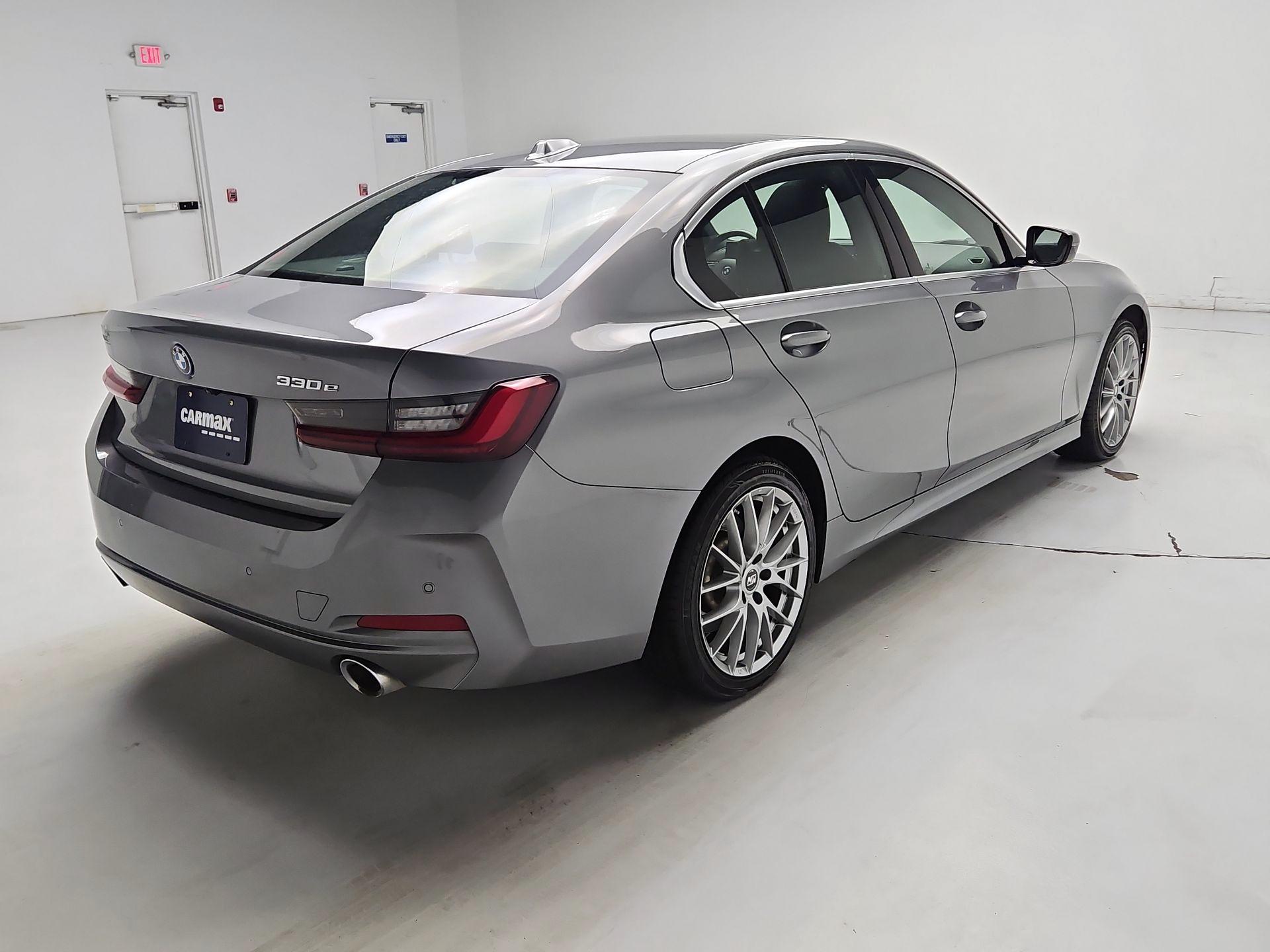 Thumbnail: 2024 BMW 3 Series - 5