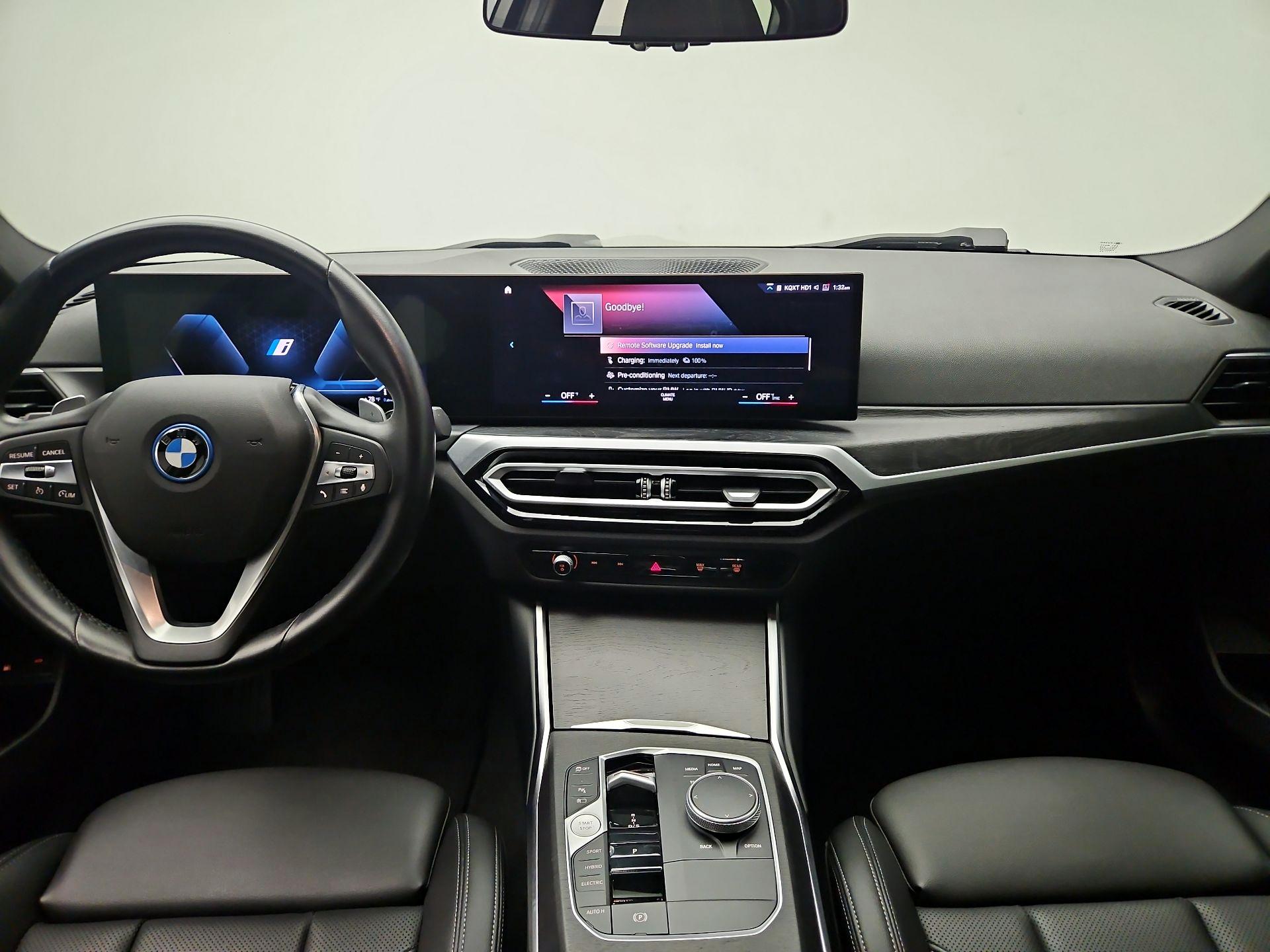 Thumbnail: 2024 BMW 3 Series - 8